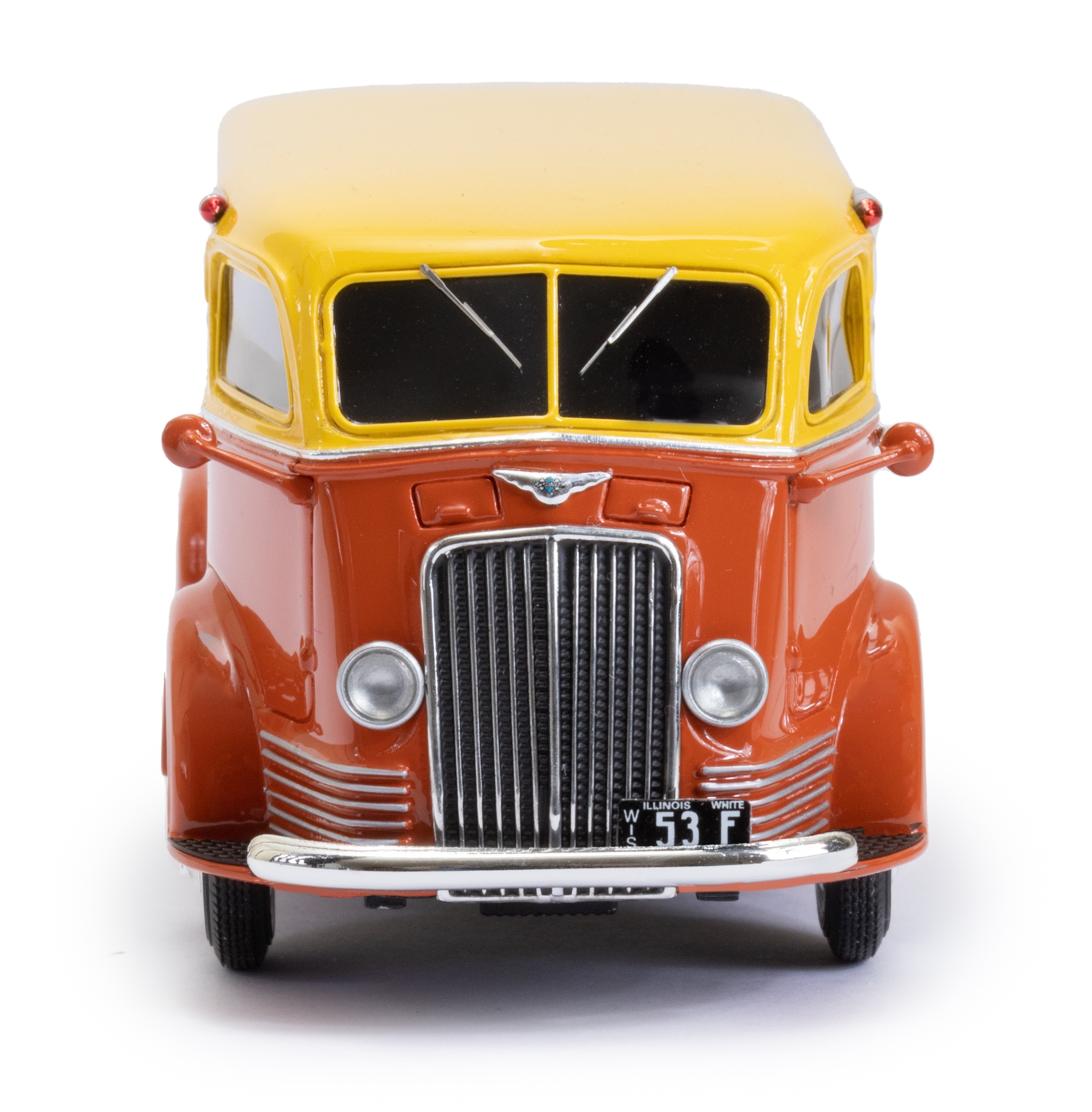 CAMION-OSCAR-MAYER-D300-1938-EDSEL-EMUS43080A-ESVAL-MODELS-LEMASTERBROCKERS