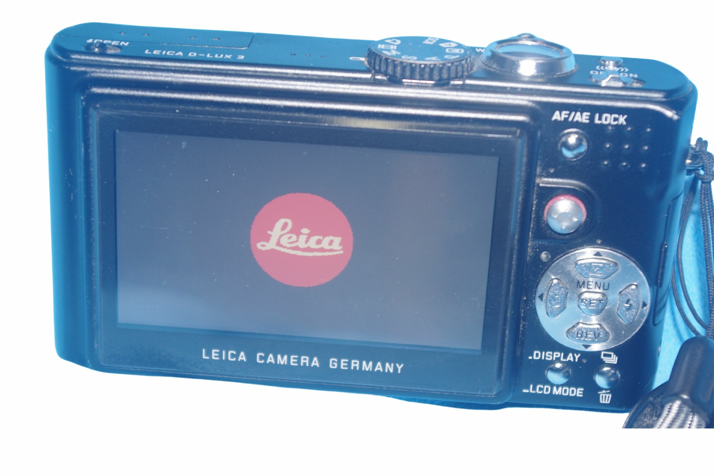 LEICA-D-LUX3-LEMASTERBROCKERS