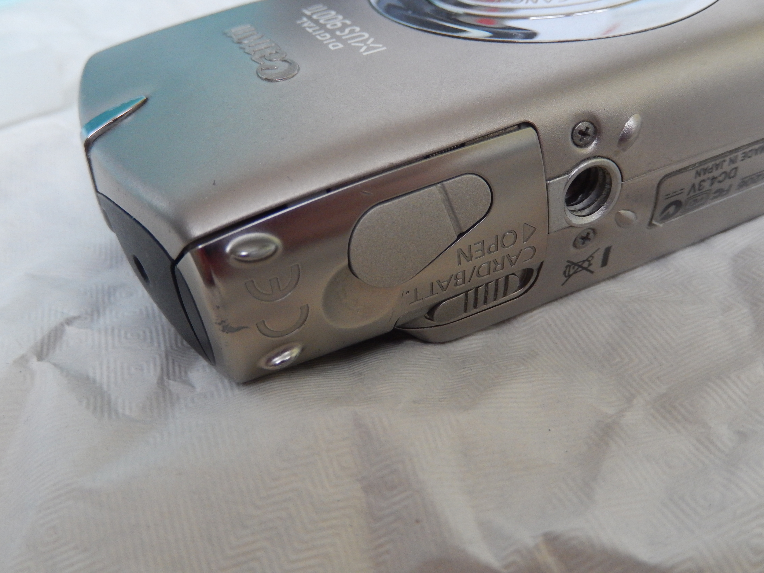 CANON-IXUS-900-TI-LEMASTERBROCKERS