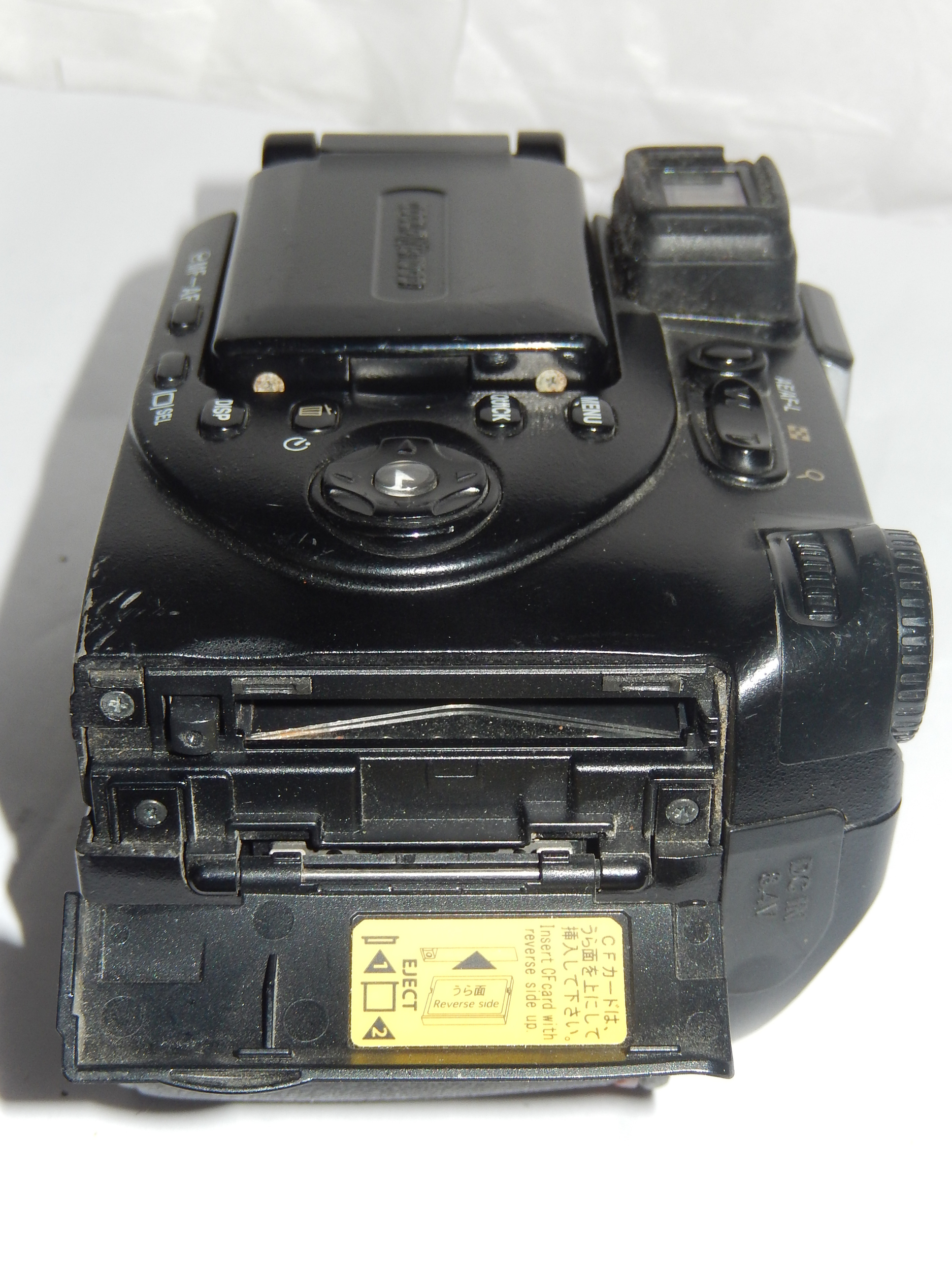 NIKON COOLPIX 8400 APPAREIL PHOTO VINTAGE HORS-SERVICE
