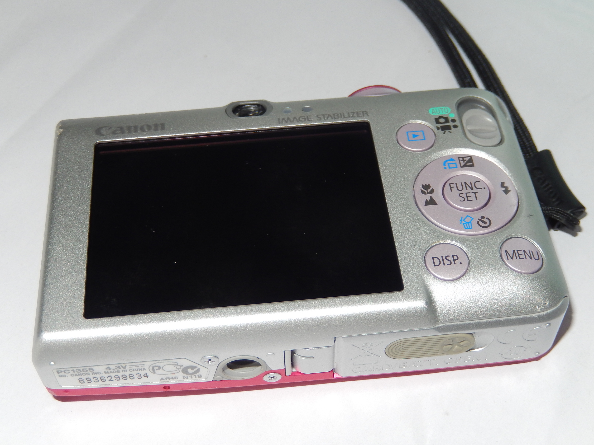 CANON IXUS 95 is