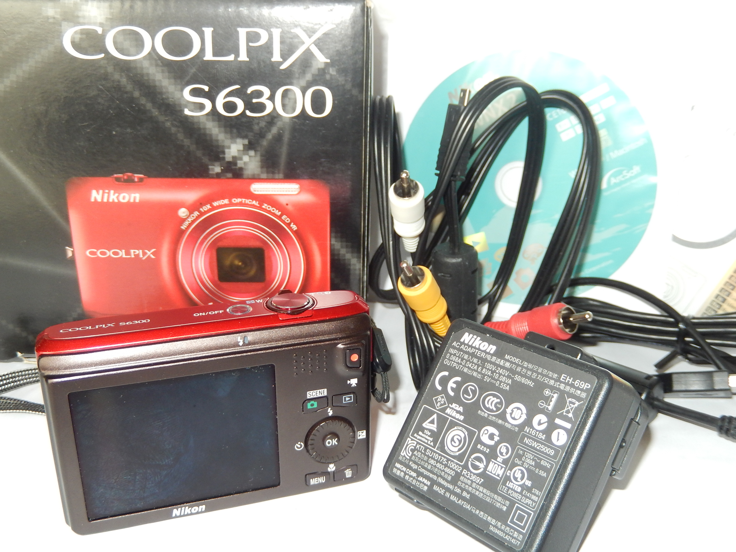 Nikon coolpix s6300 16Mp 10x