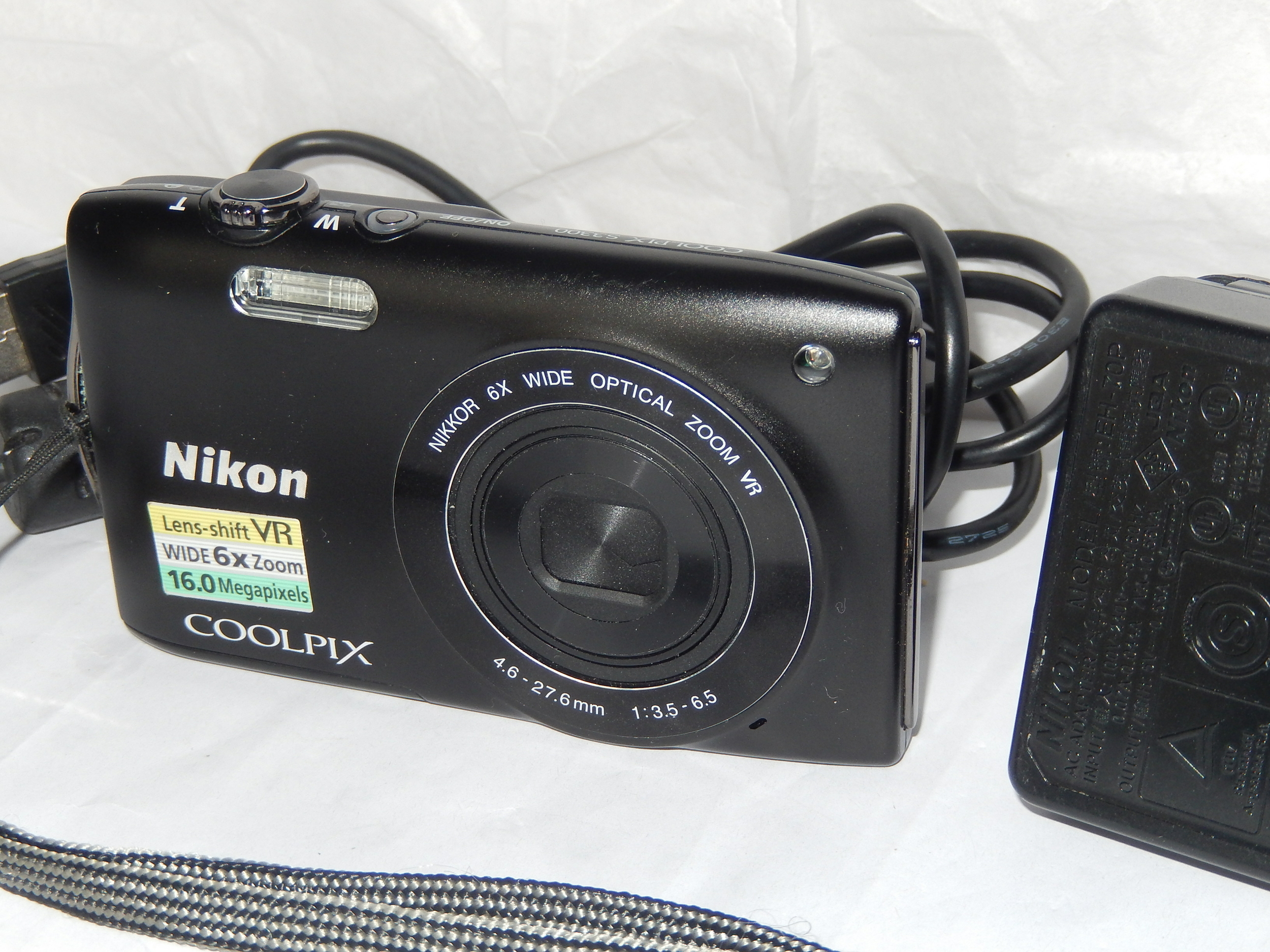 NIKON S3300 COOLPIX APPAREIL PHOTO VINTAGE