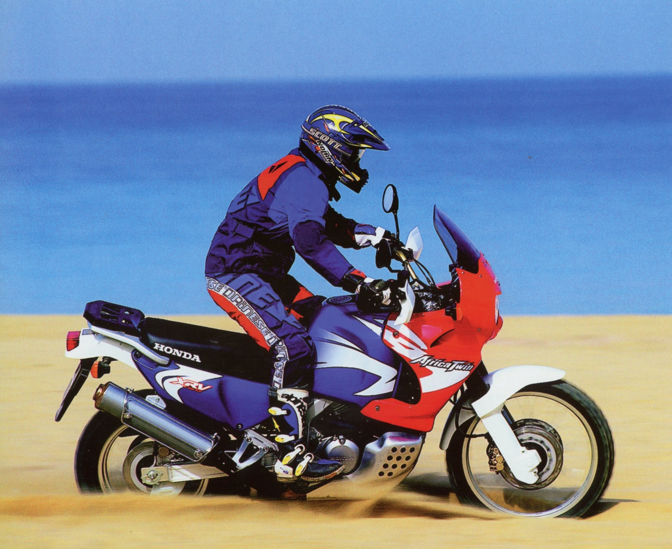 HONDA 600 V TRANSALP 1987 - FICHE MOTO CARACTERISTIQUES 600V