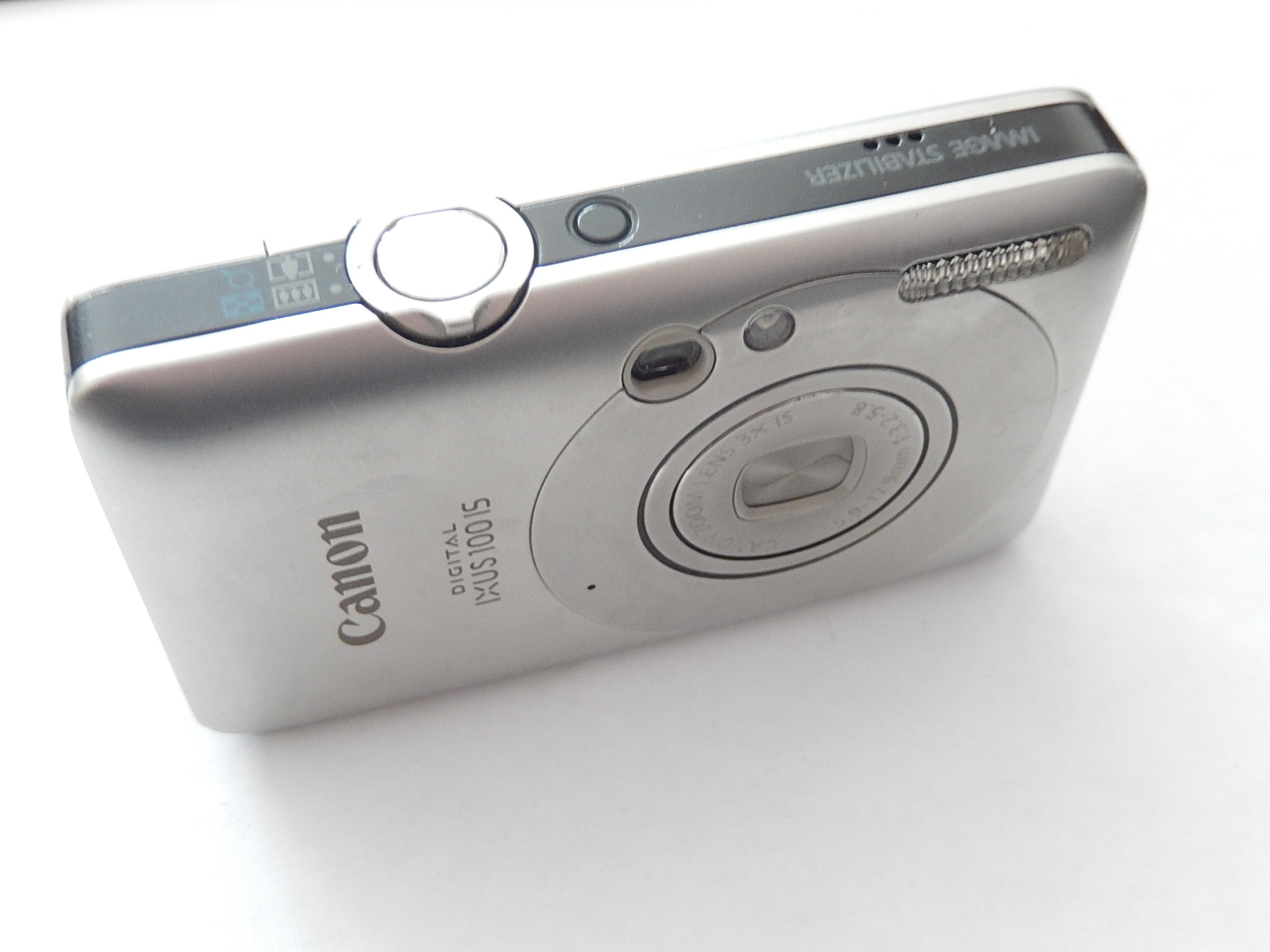 CANON IXUS 100 IS 12.1MPX ZOOM 3X HORS-SERVICE