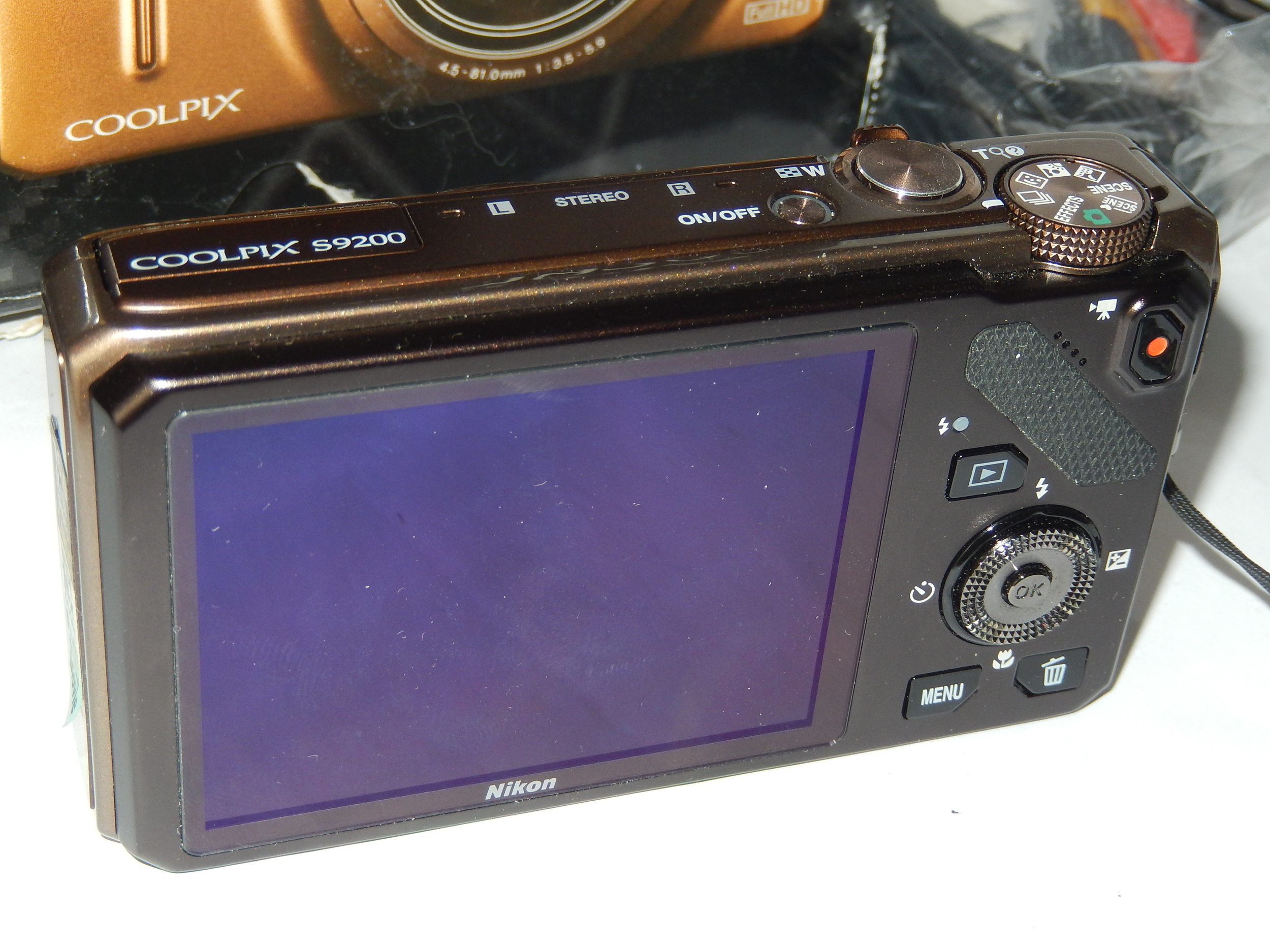 NIKON COOLPIX S9200 18.1MP MARRON - APPAREIL PHOTO VINTAGE