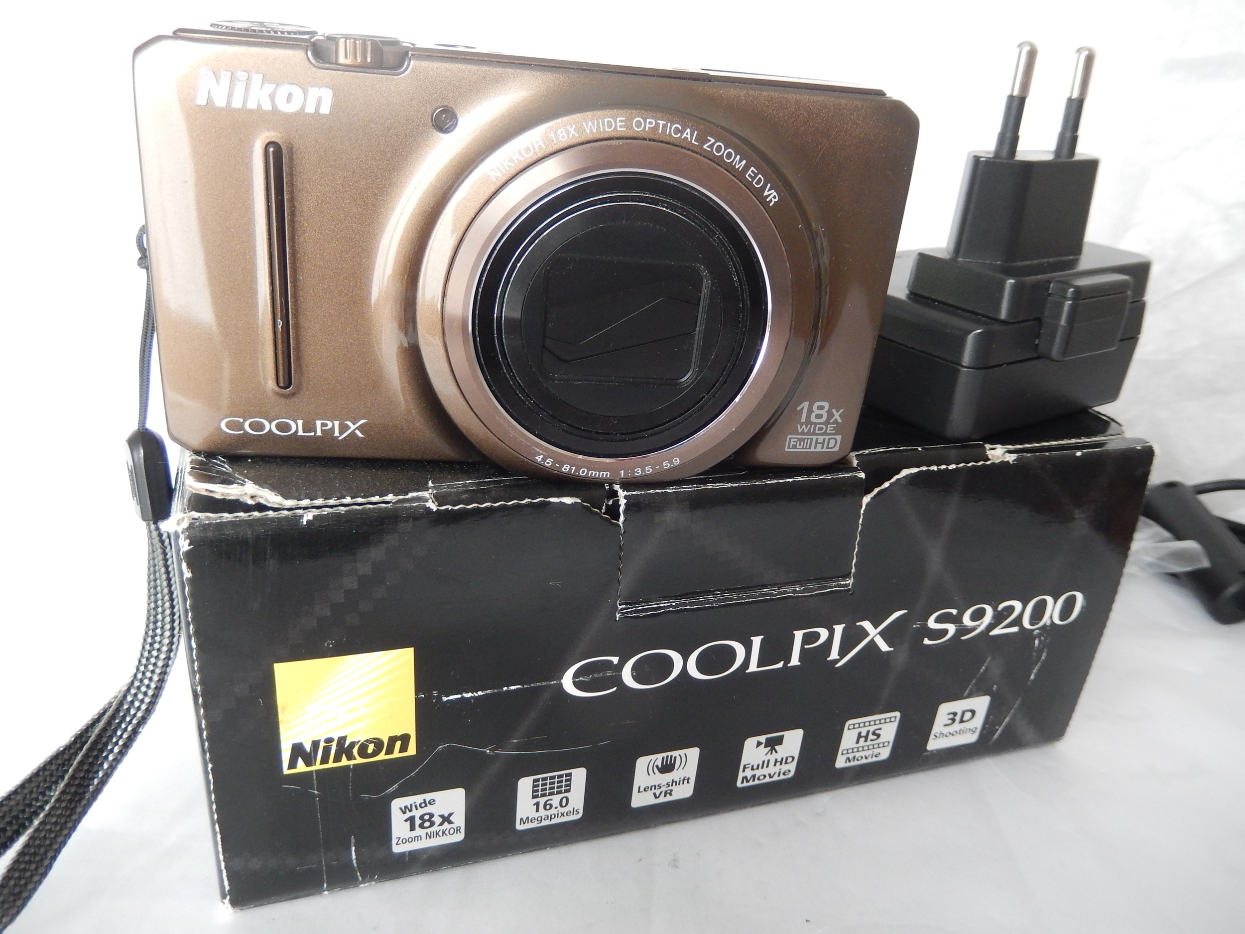 NIKON COOLPIX S9200 18.1MP MARRON - APPAREIL PHOTO VINTAGE