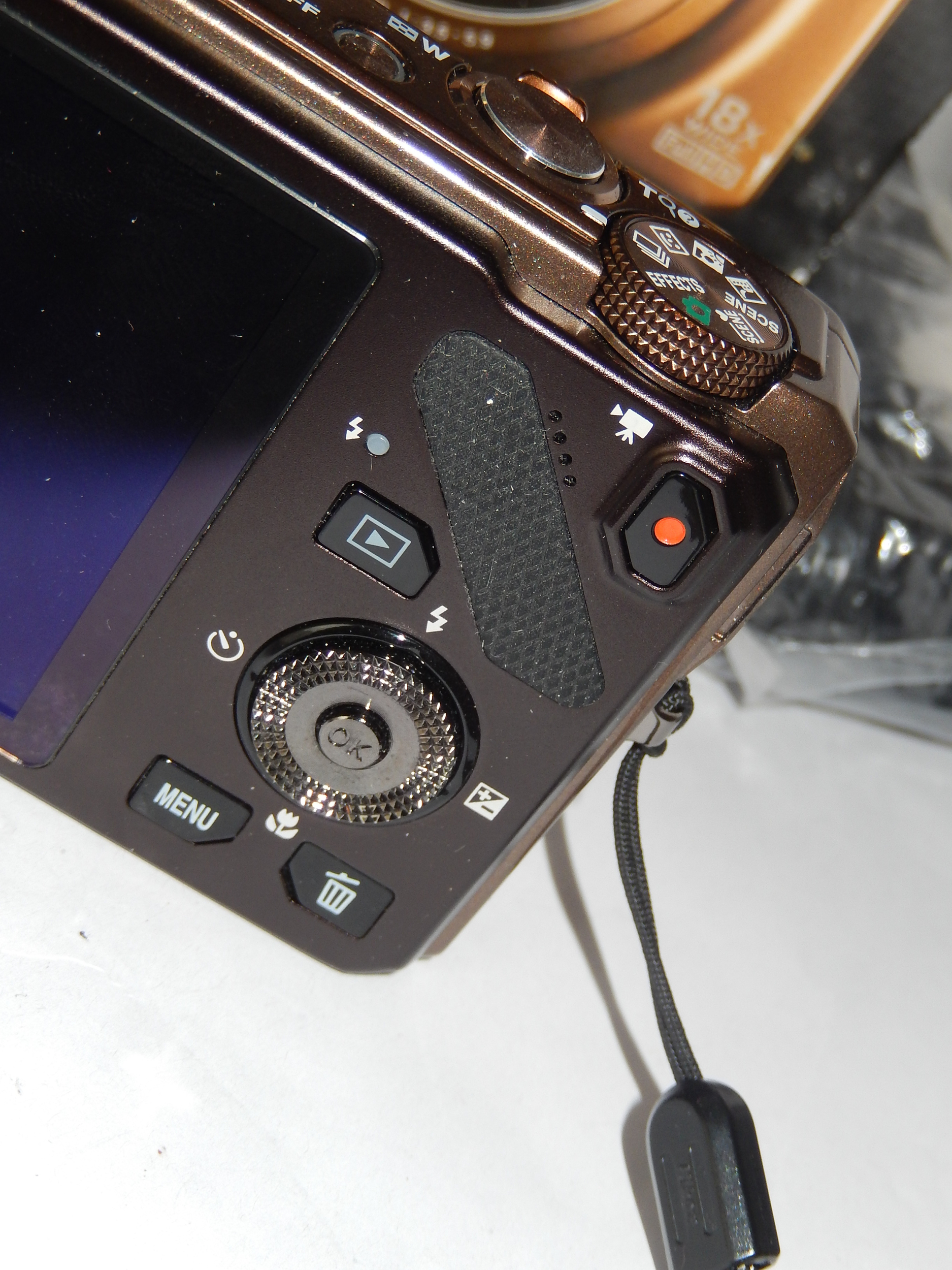 NIKON COOLPIX S9200 18.1MP MARRON - APPAREIL PHOTO VINTAGE