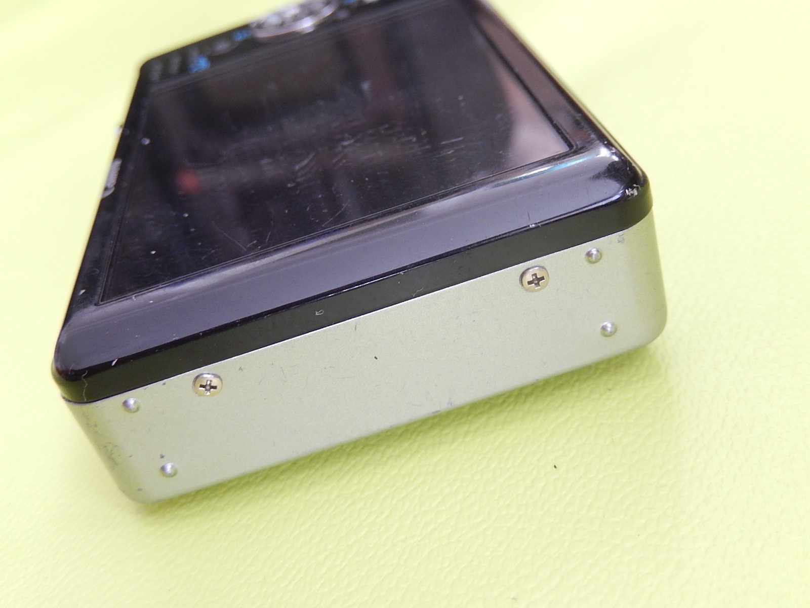 CANON IXUS 65 6MP ZOOM 3X APPAREIL PHOTO NUMERIQUE VINTAGE OCCASION