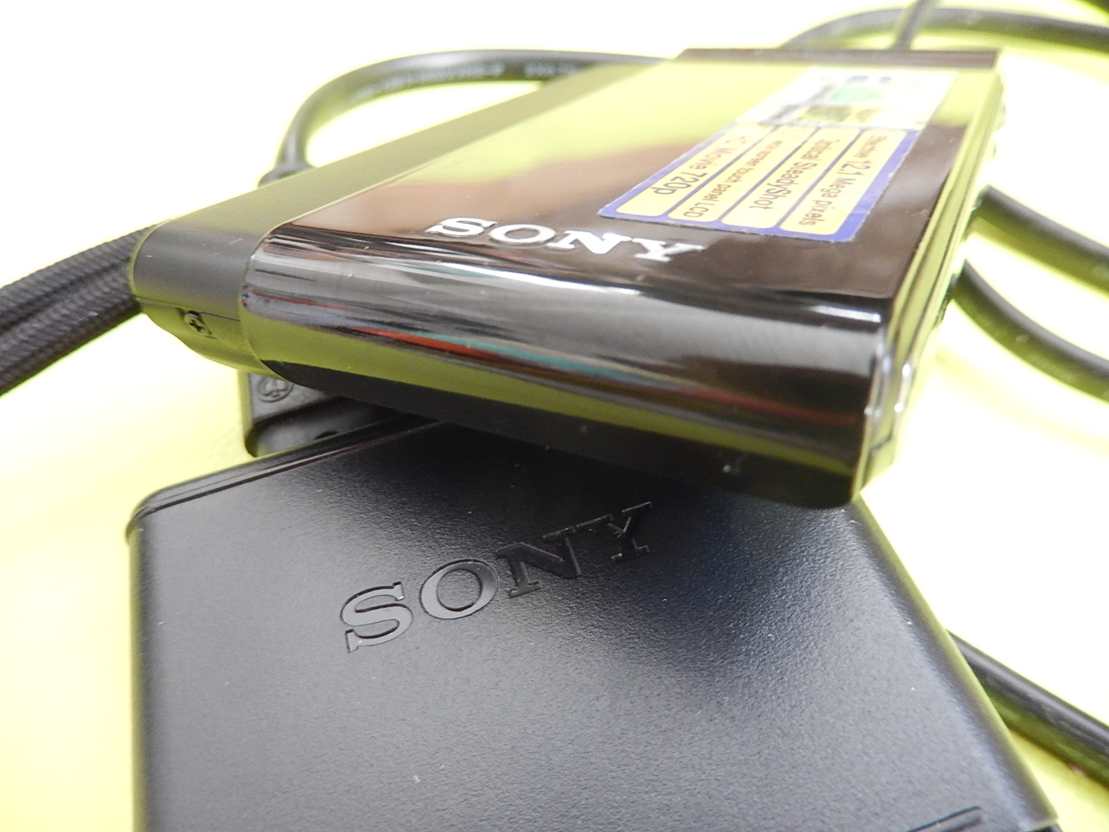 SONY CYBERSHOT DSC-T90 12.1MP ZOOM 4X APPAREIL PHOTO NUMERIQUE VINTAGE OCCASION