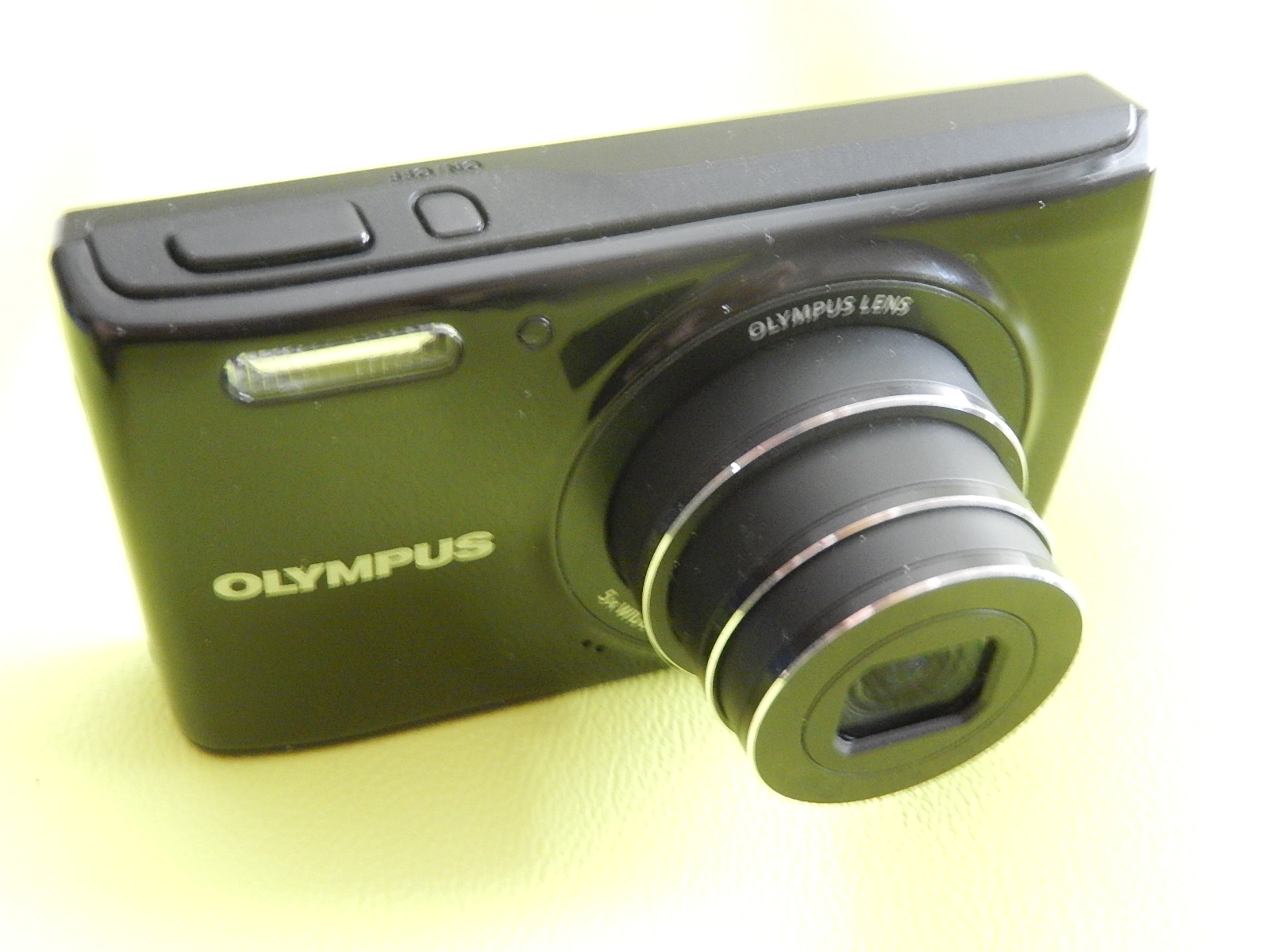 OLYMPUS STYLUS VG-165 14MP ZOOM 5X DIGITAL COMPACT CAMERA OCCASION