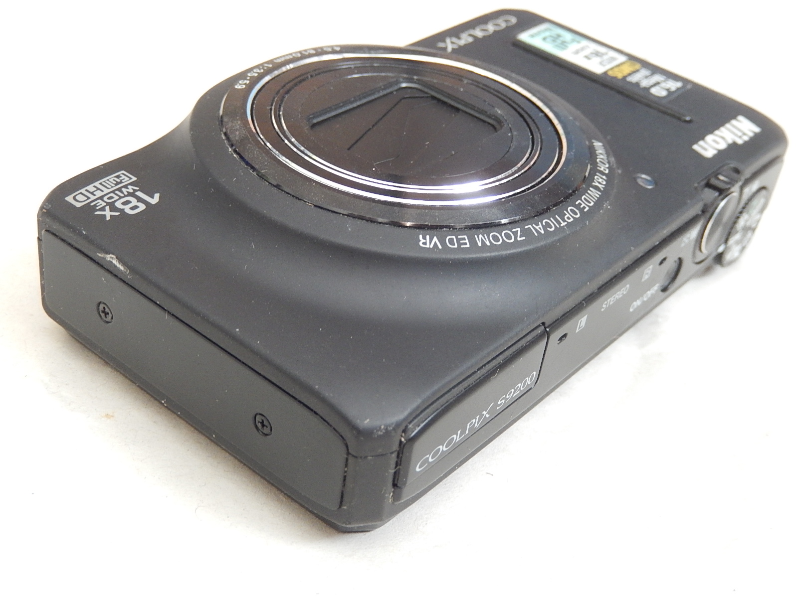 NIKON COOLPIX S9200 appareil photo hors serivce
