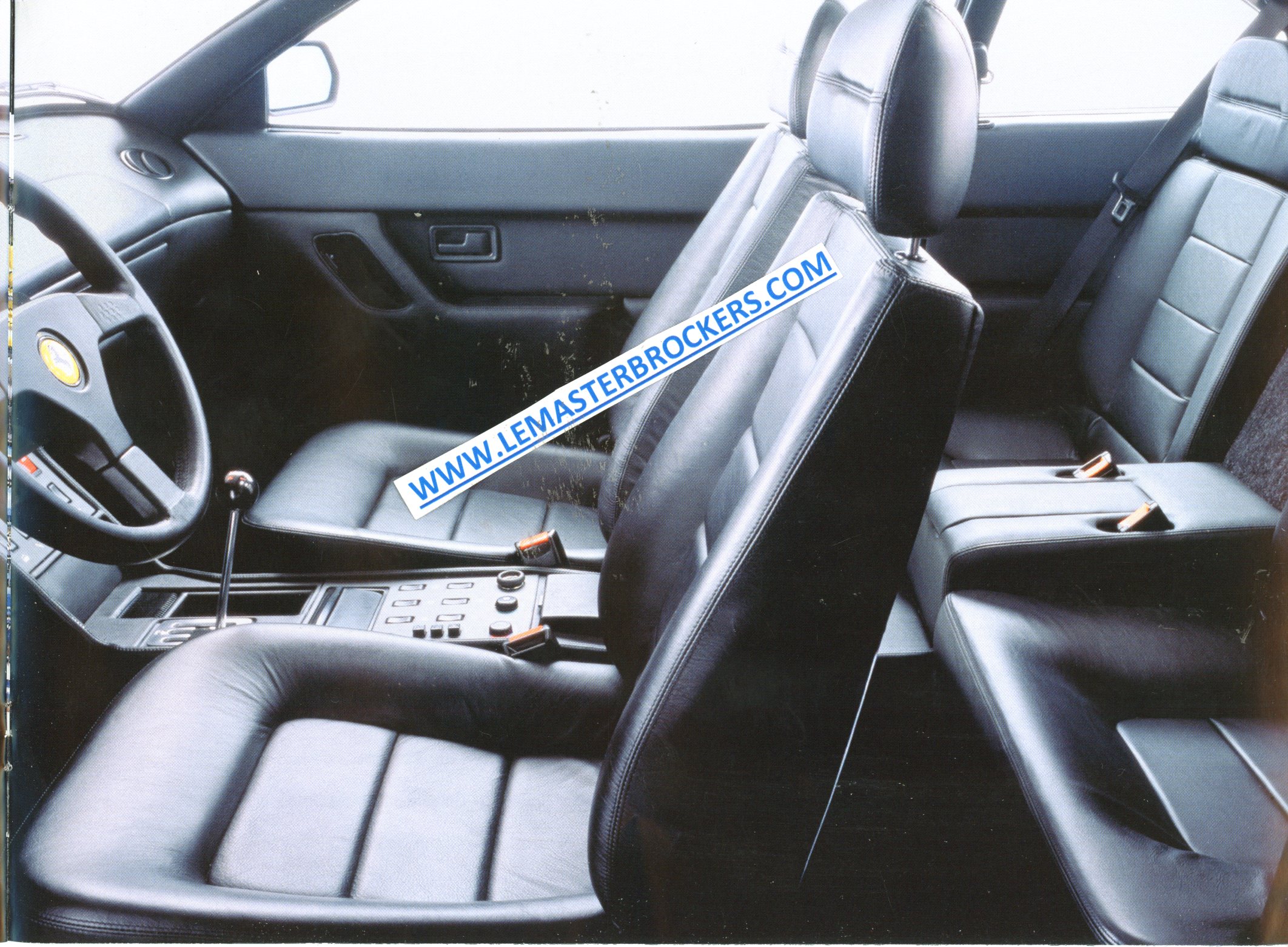 archive littératude automobile  FERRARI MONDIAL T 1989