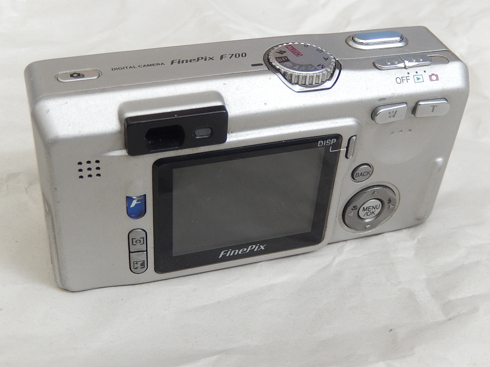 FUJIFILM FINEPIX F700 APPAREIL PHOTO VINTAGE HORS-SERVICE
