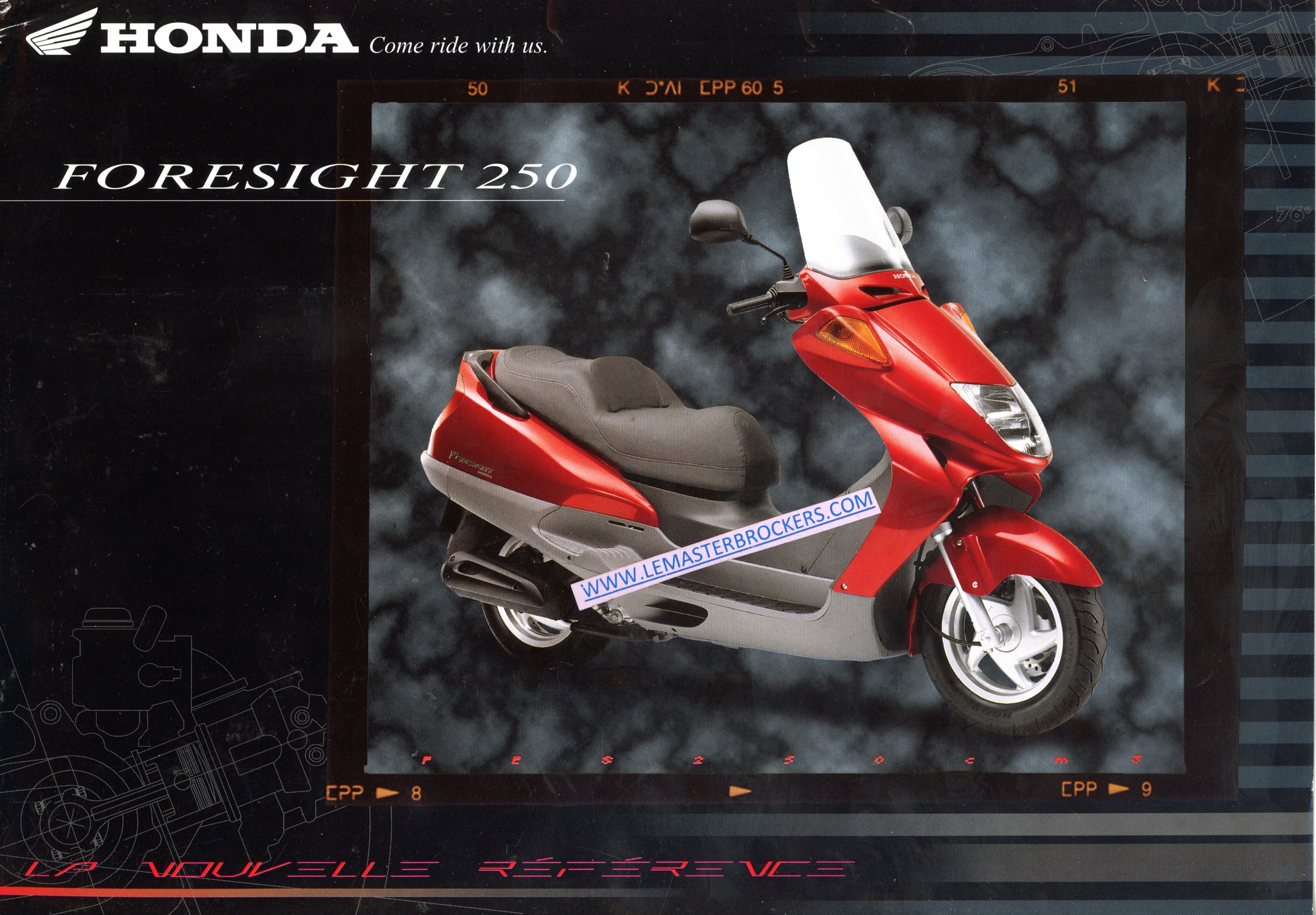 BROCHURE SCOOTER HONDA FORESIGHT 250