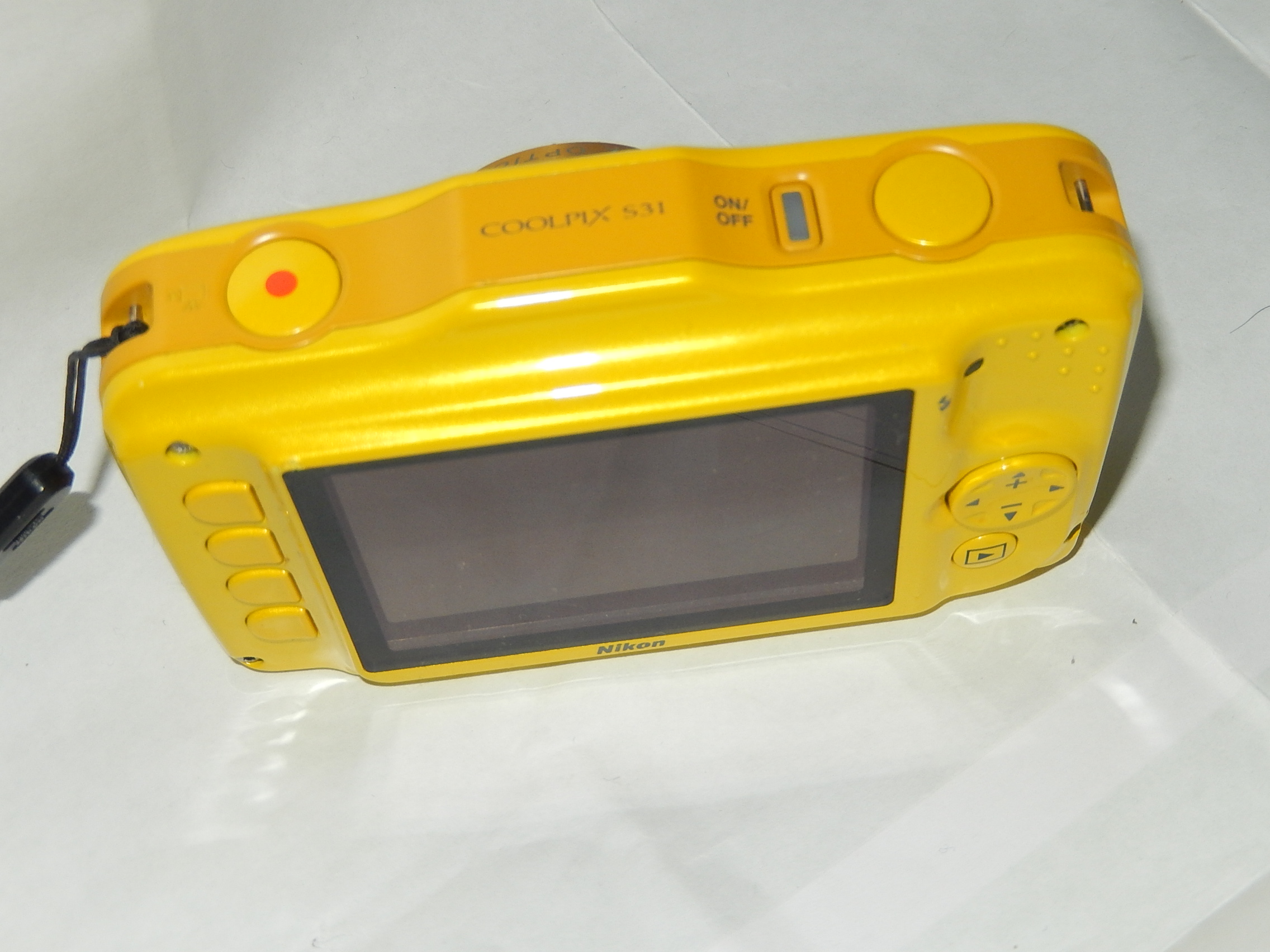 NIKON COOLPIX S31 WATERPROOF JAUNE