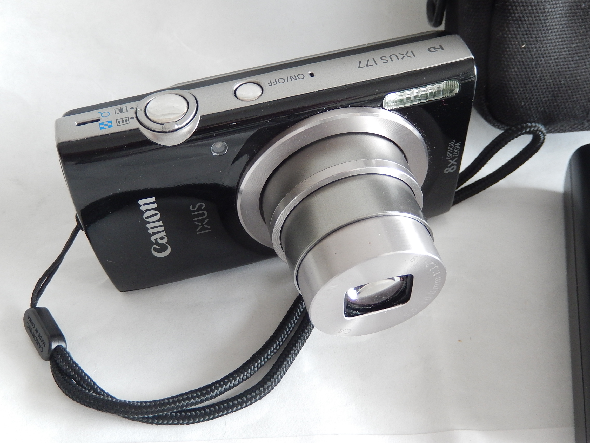 CANON IXUS 177 20MP 8X ZOOM AVEC BOITE
