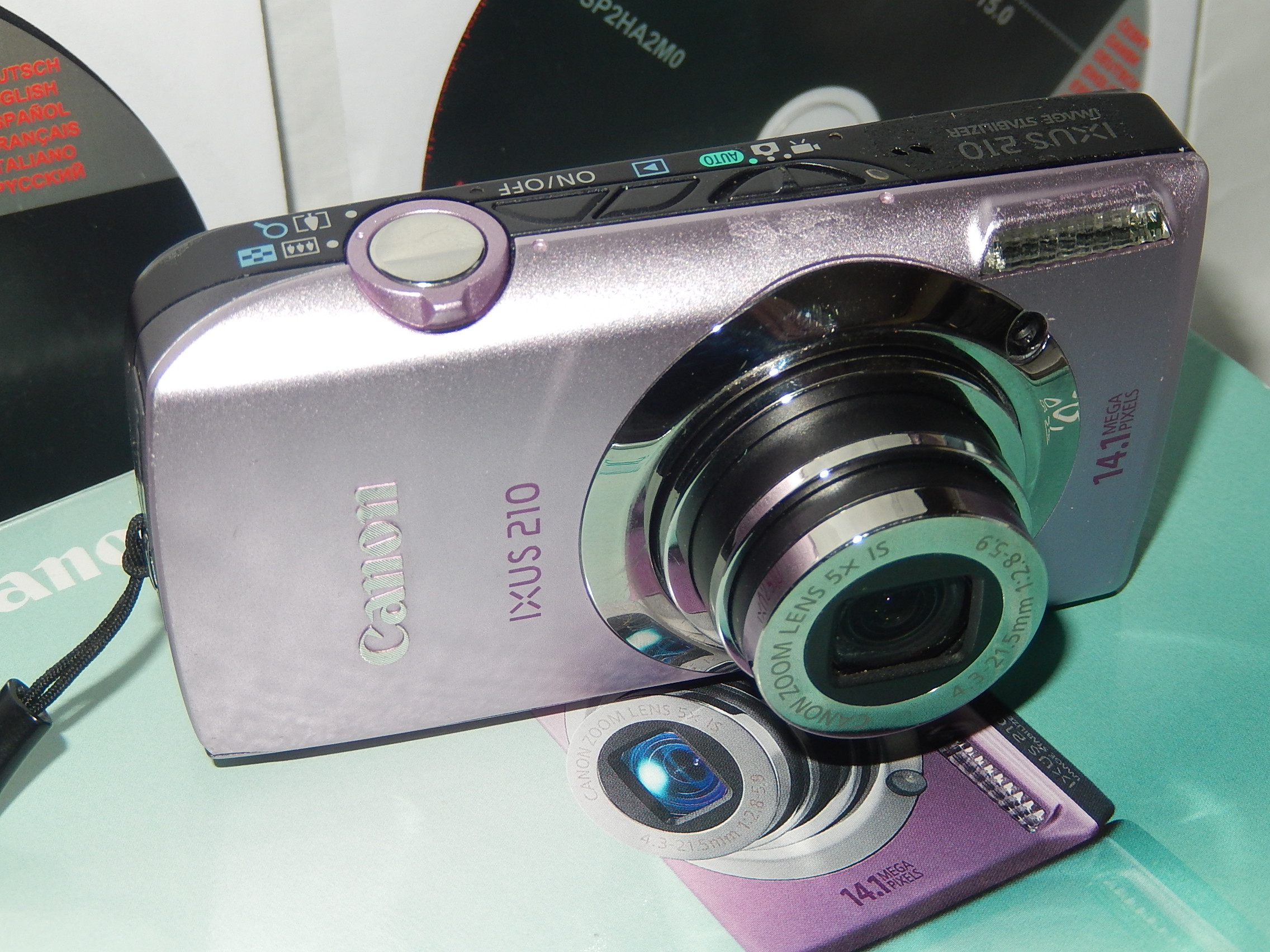 CANON IXUS 210