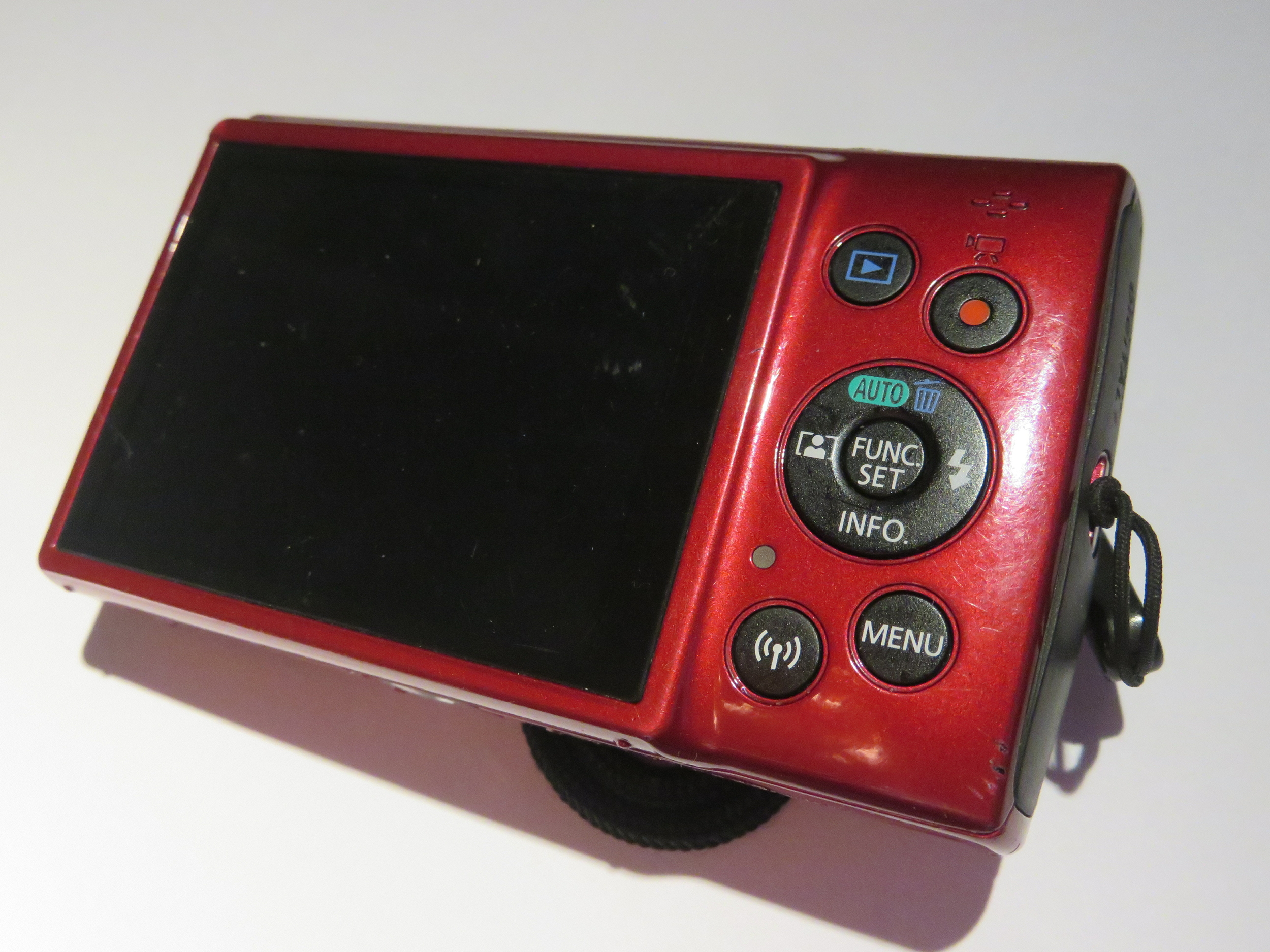 APPAREIL PHOTO CANON IXUS 180 20MP ZOOM 10X HD WIFI