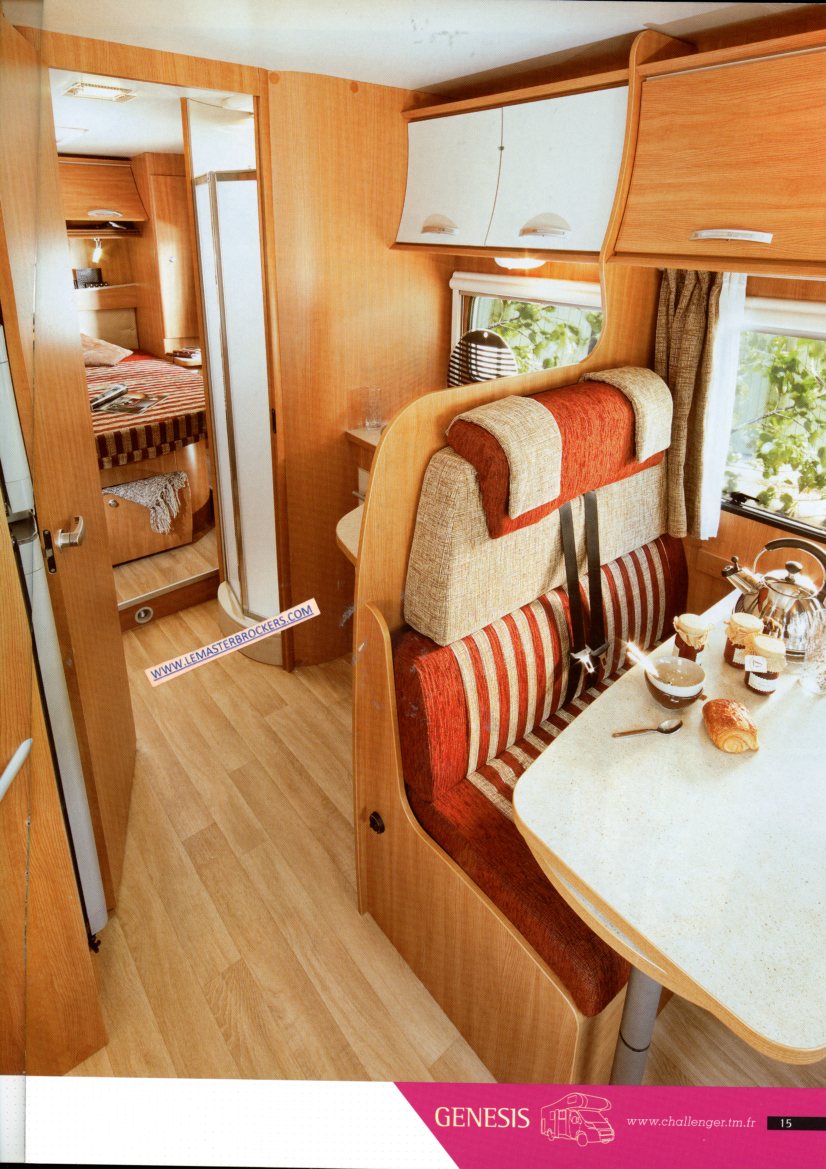 CATALOGUE CAMPING-CAR CHALLENGER GENESIS 2011