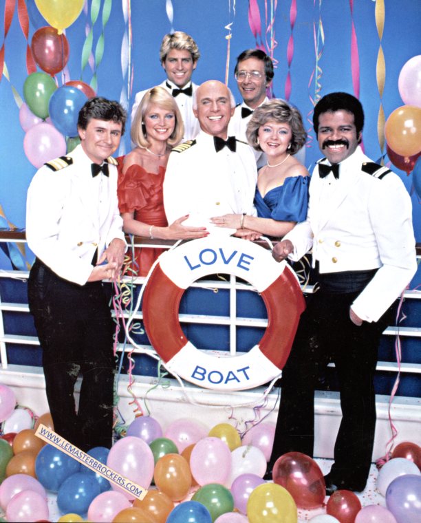 FICHE SERIE TV LA CROISIERE SAMUSE - THE LOVE BOAT