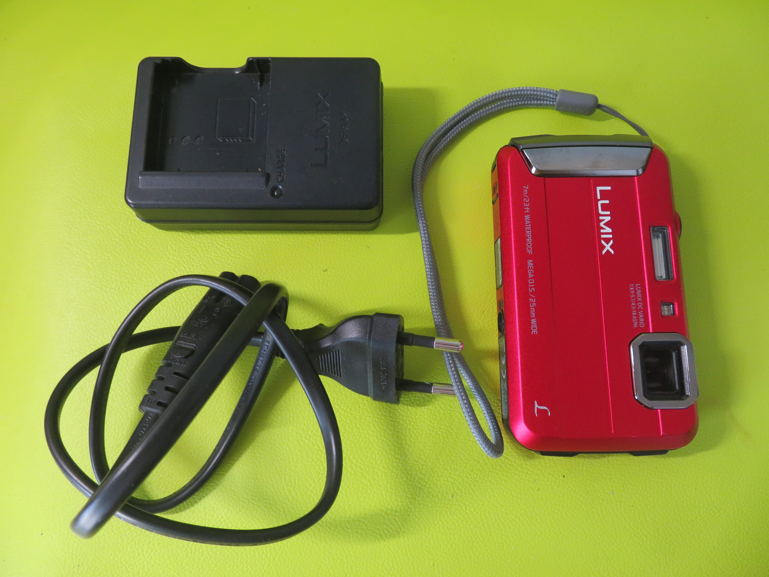 PANASONIC LUMIX-FT-25