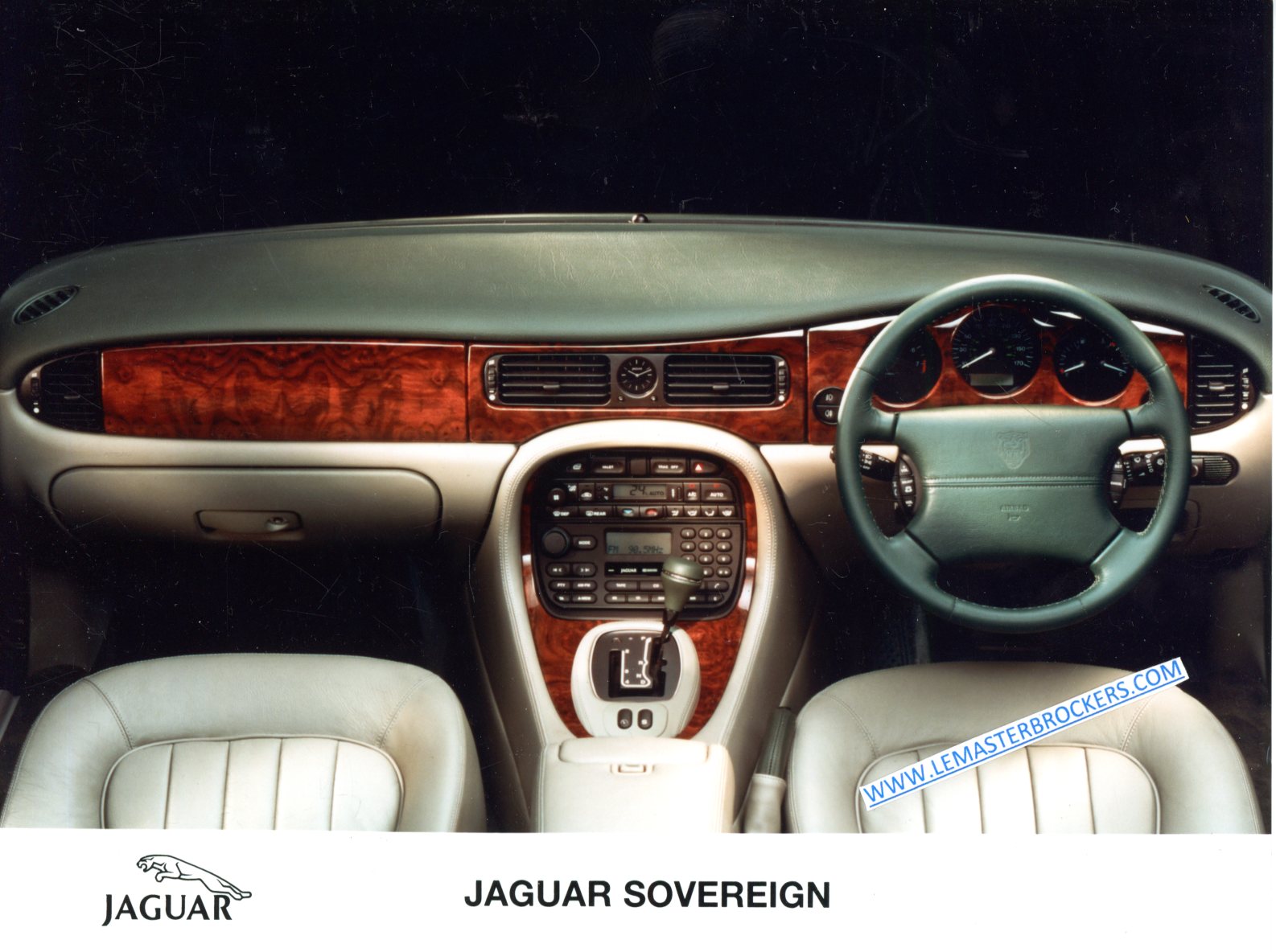 PHOTO PRESSE JAGUAR SOVEREIGN INTERIEUR