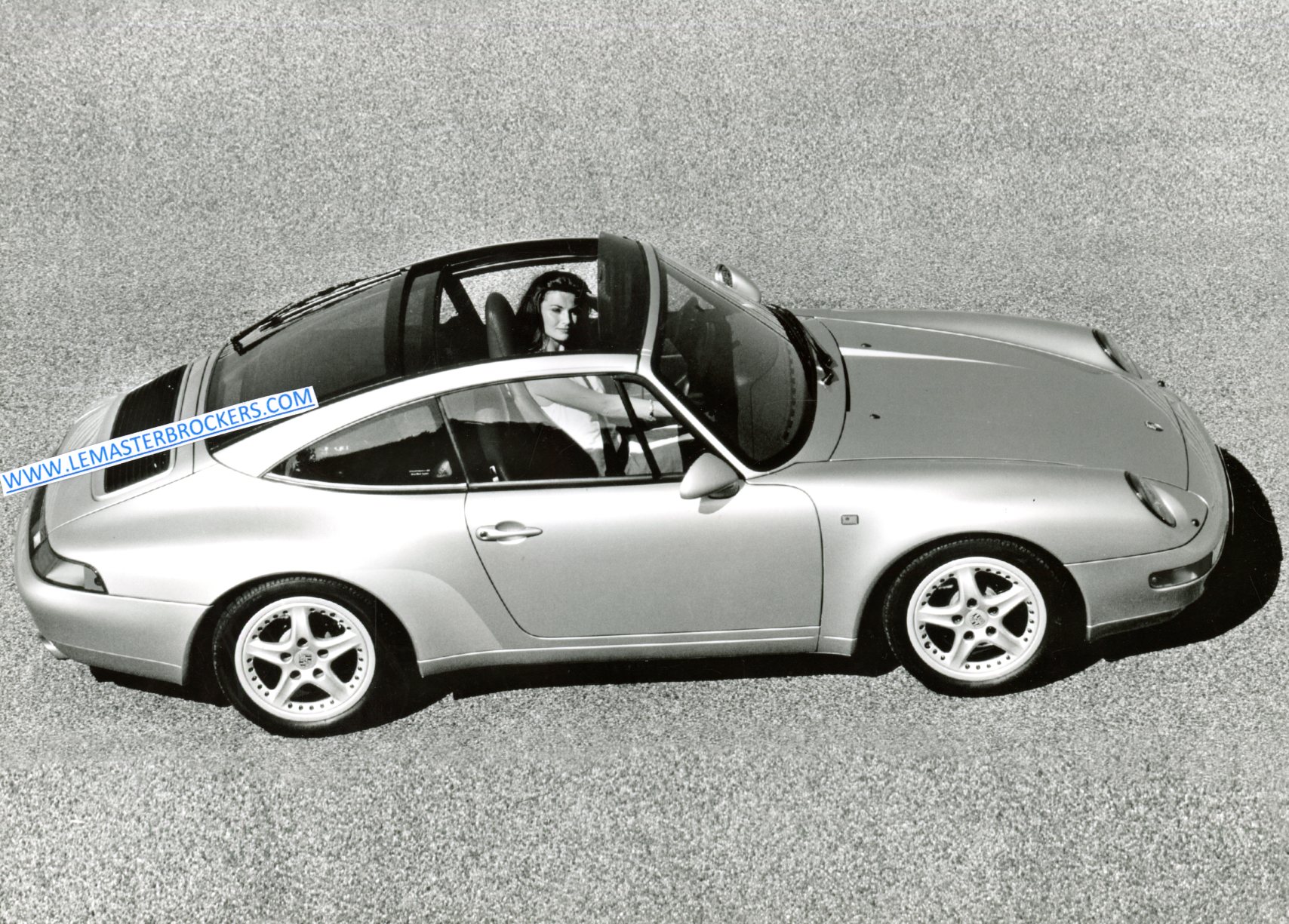 PHOTO PRESSE PORSCHE 911 TARGA 1996