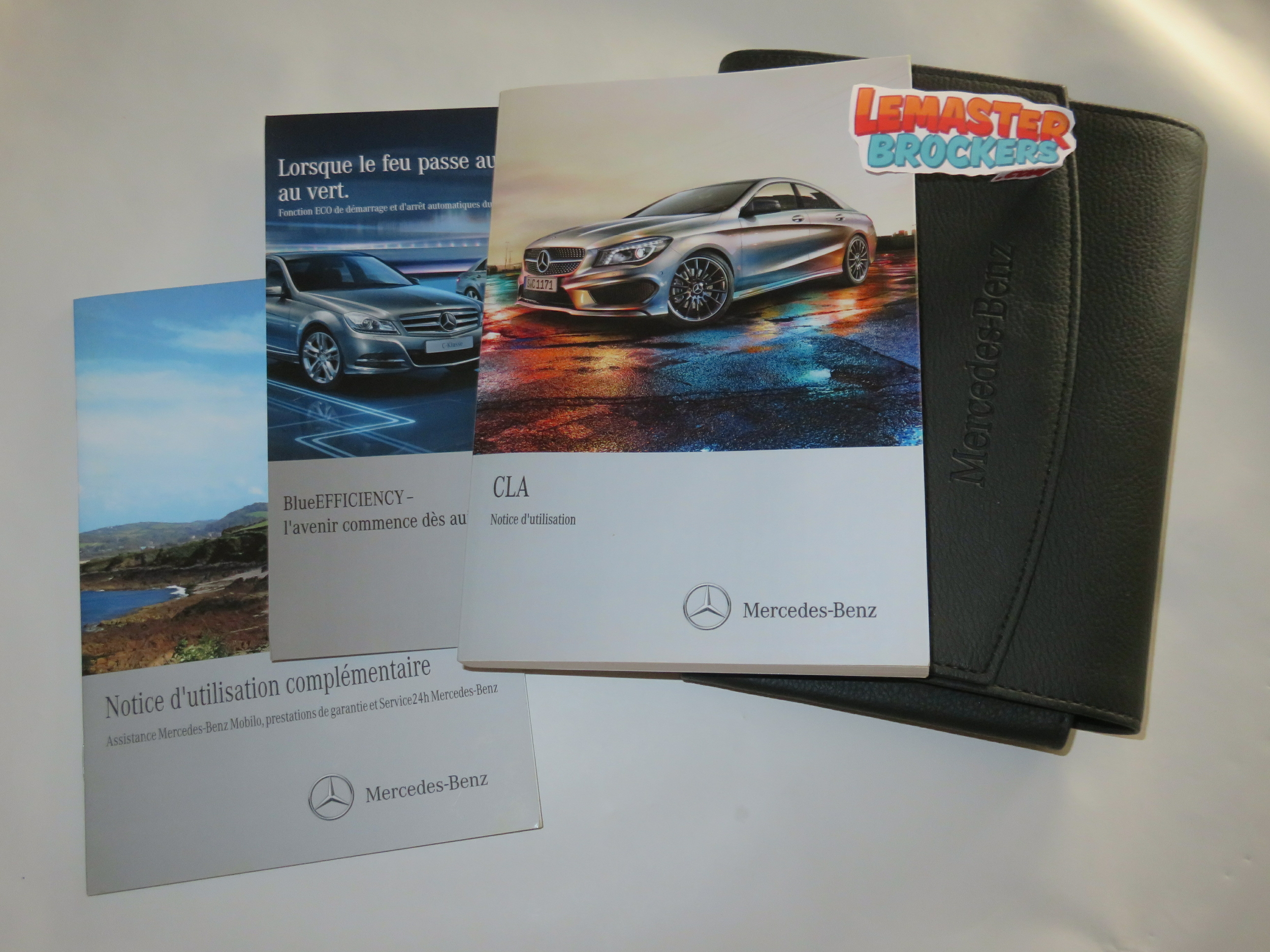 NOTICE DUTILISATION MERCEDES CLA ORIGINAL AVEC POCHETTE