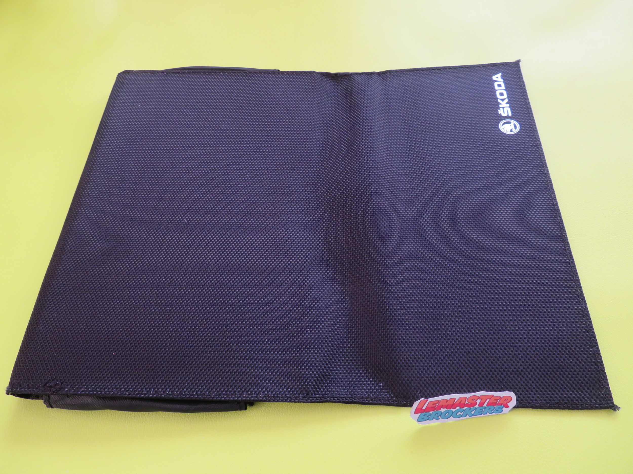 POCHETTE POUR MANUEL OU NOTICE SKODA