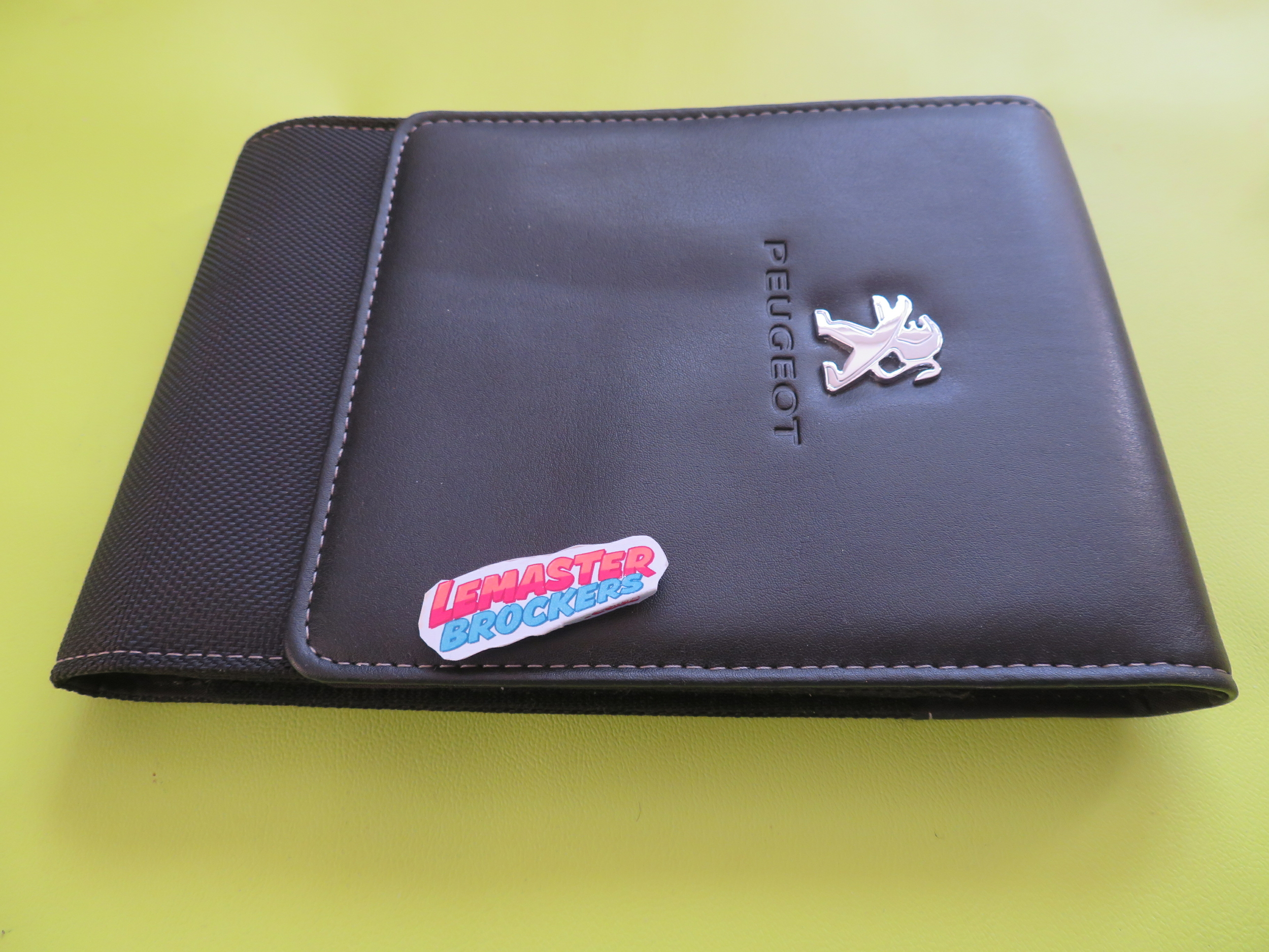 POCHETTE POUR MANUEL OU NOTICE PEUGEOT