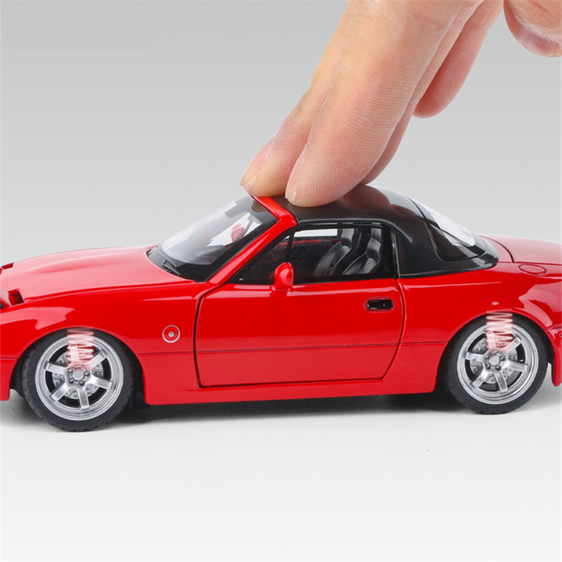 MINIATURE MAZDA MX-5 ROADSTER