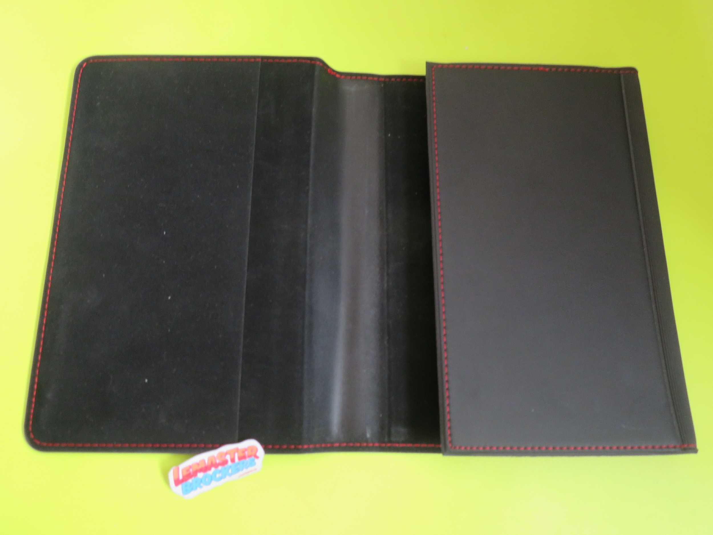 POCHETTE CUIR POUR NOTICE ET MANUEL ABARTH
