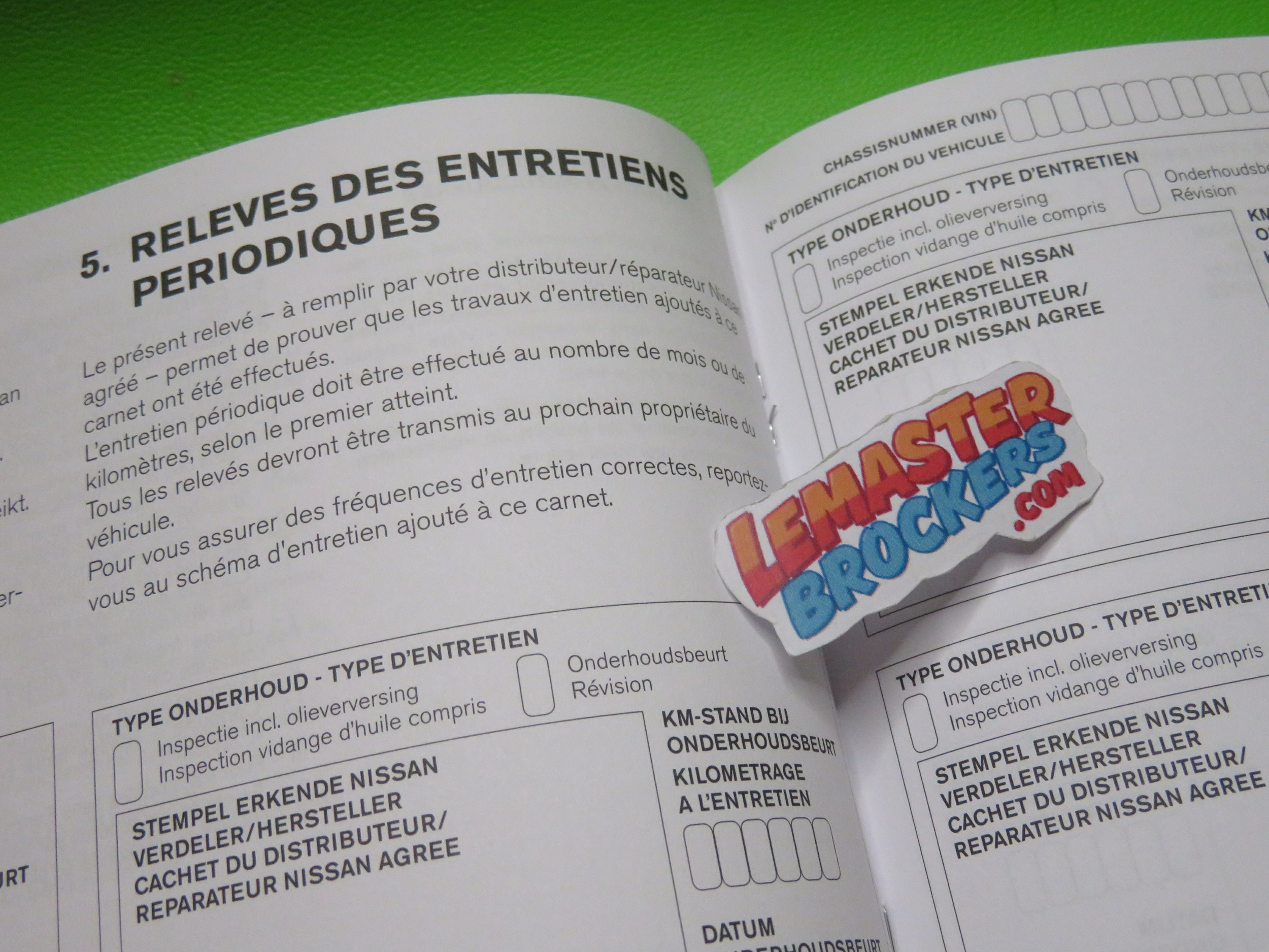 SUIVI DENTRETIEN NISSAN ET CARNET DE GARANTI ORIGINAL NISSAN