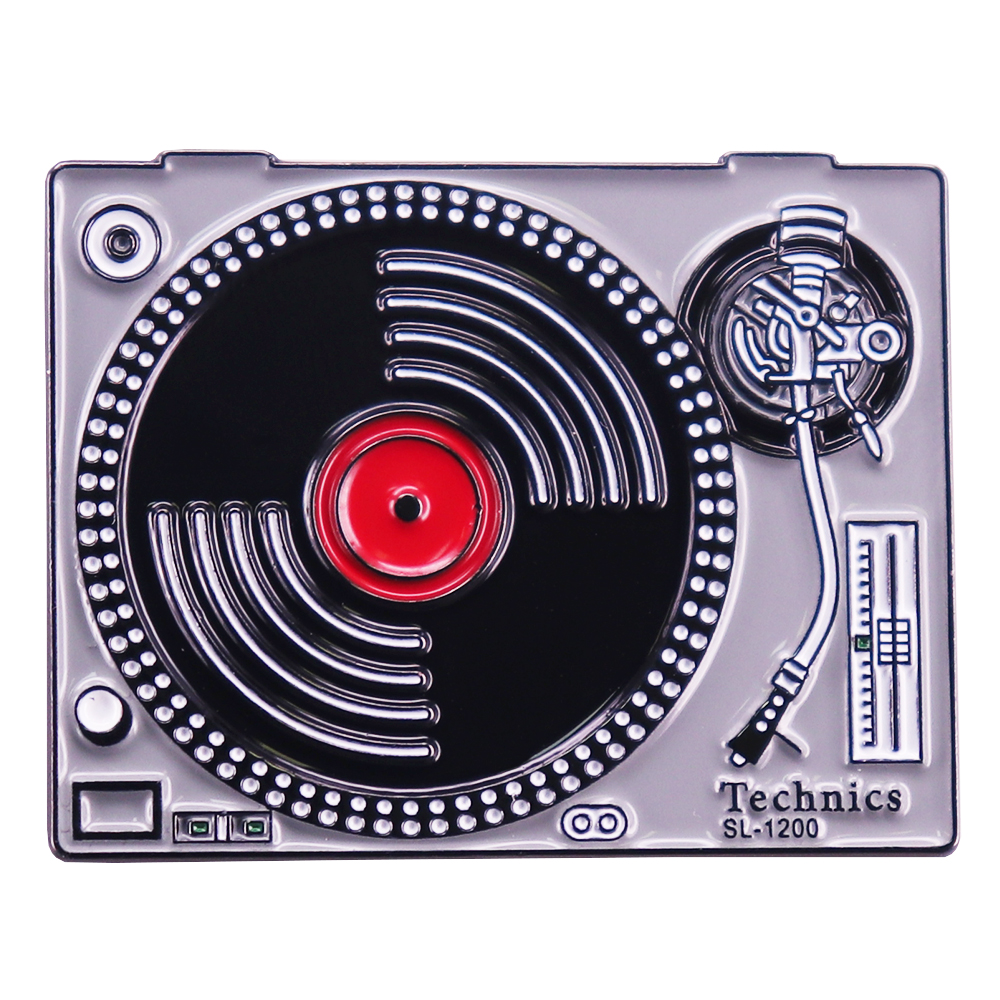 PINS PLATINE VINYLE EN CUIVRE – COLLECTOR