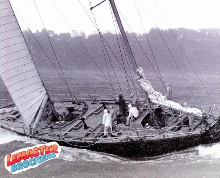 FICHE BATEAU PEN DUICK VI