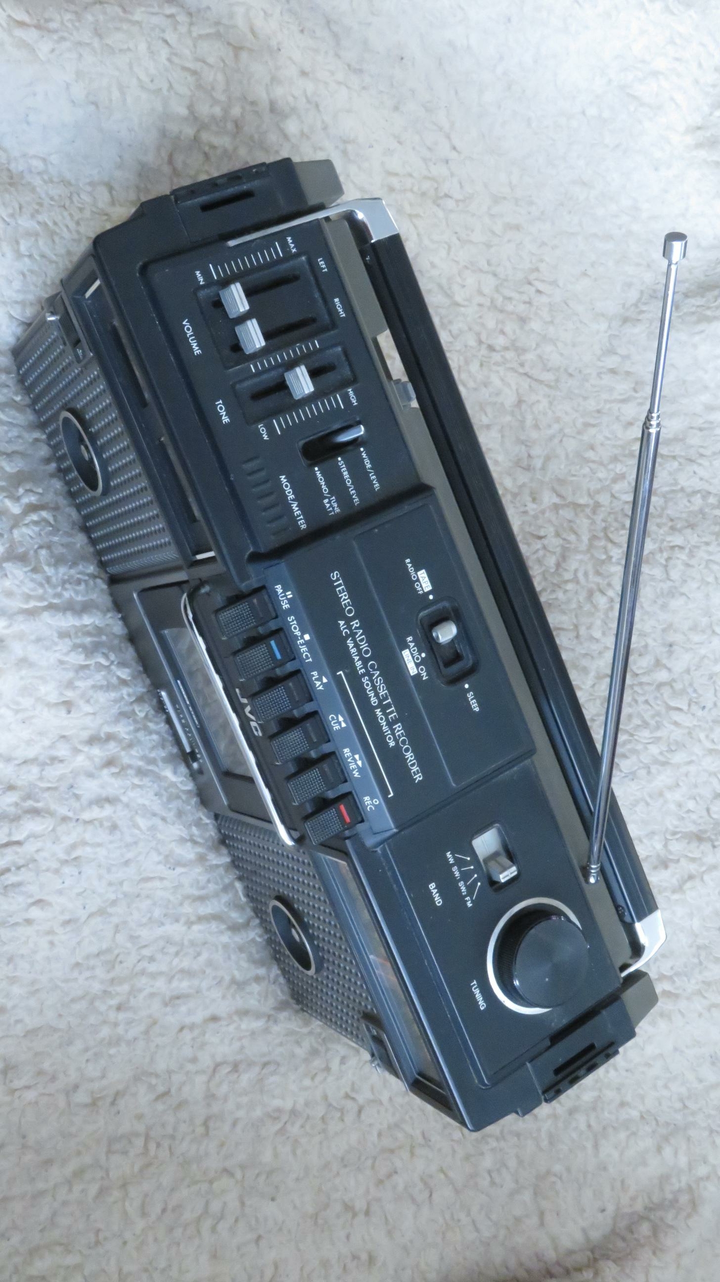 jvc-rc717l-boombox-radio-cassette-vintage.