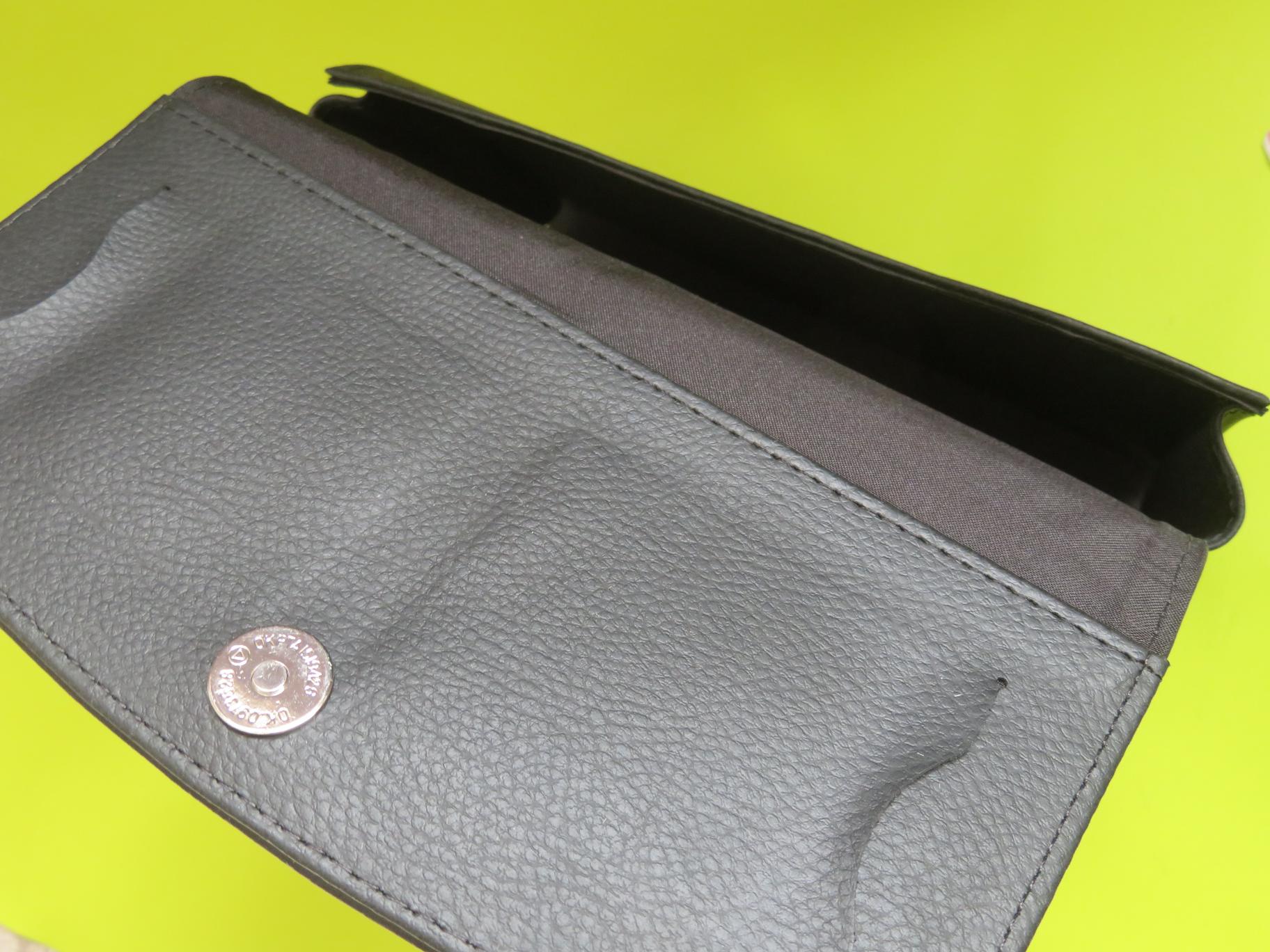POCHETTE ORIGINALE MERCEDES POUR NOTICE / MANUEL DUTILISATION