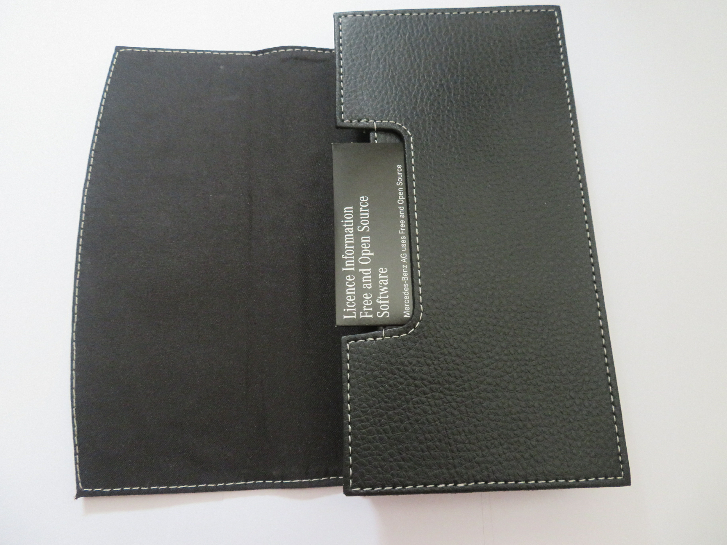 ETUI ORIGINALE MERCEDES POUR NOTICE / MANUEL