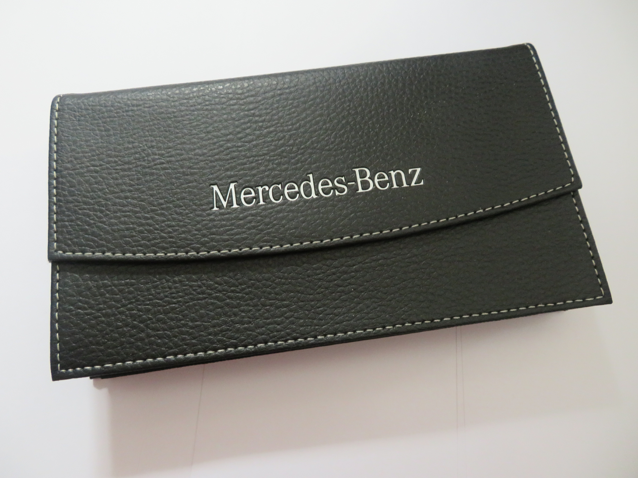 POCHETTE MERCEDES POUR NOTICE / MANUEL