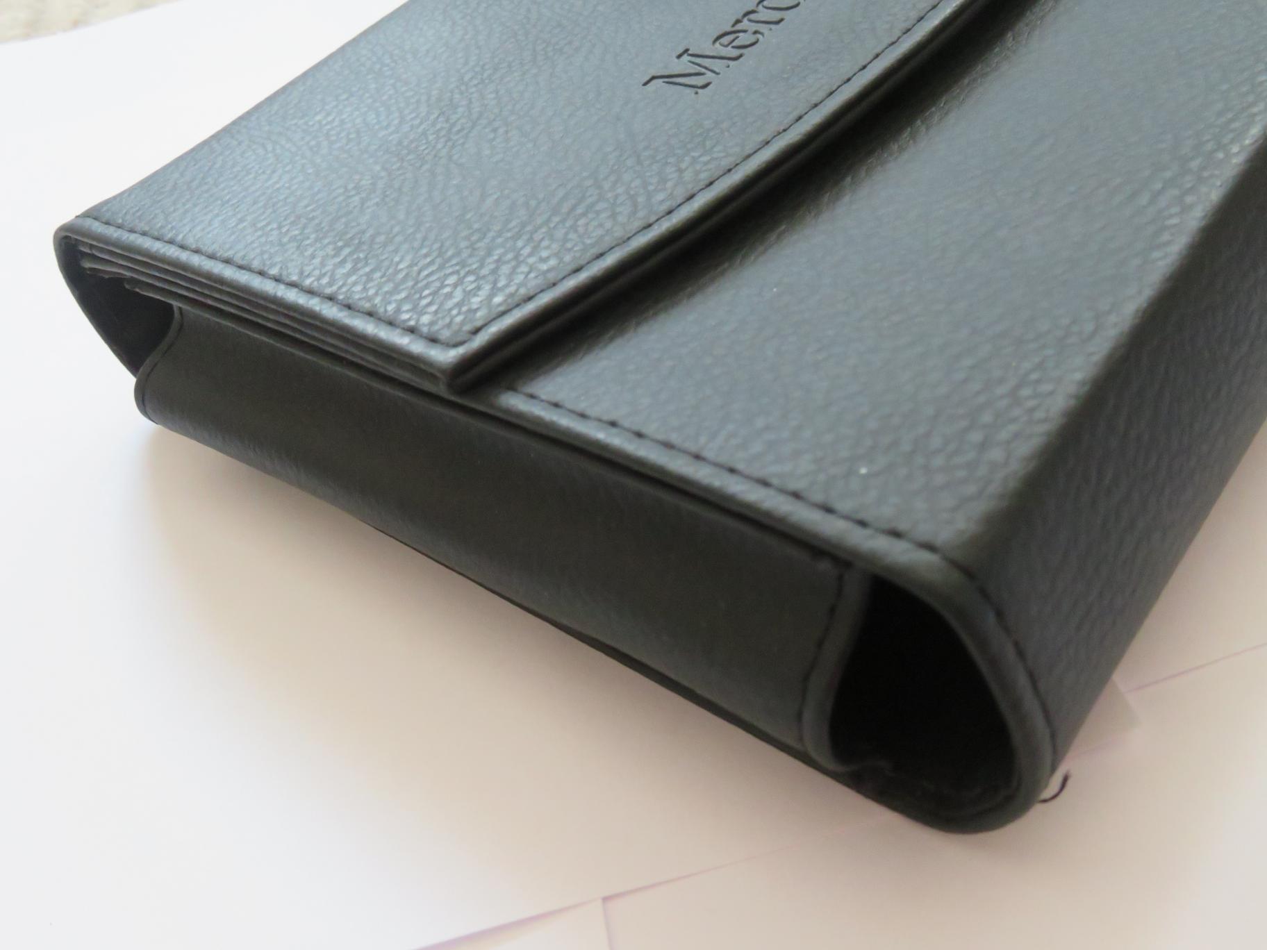 POCHETTE ORIGINALE MERCEDES POUR NOTICE