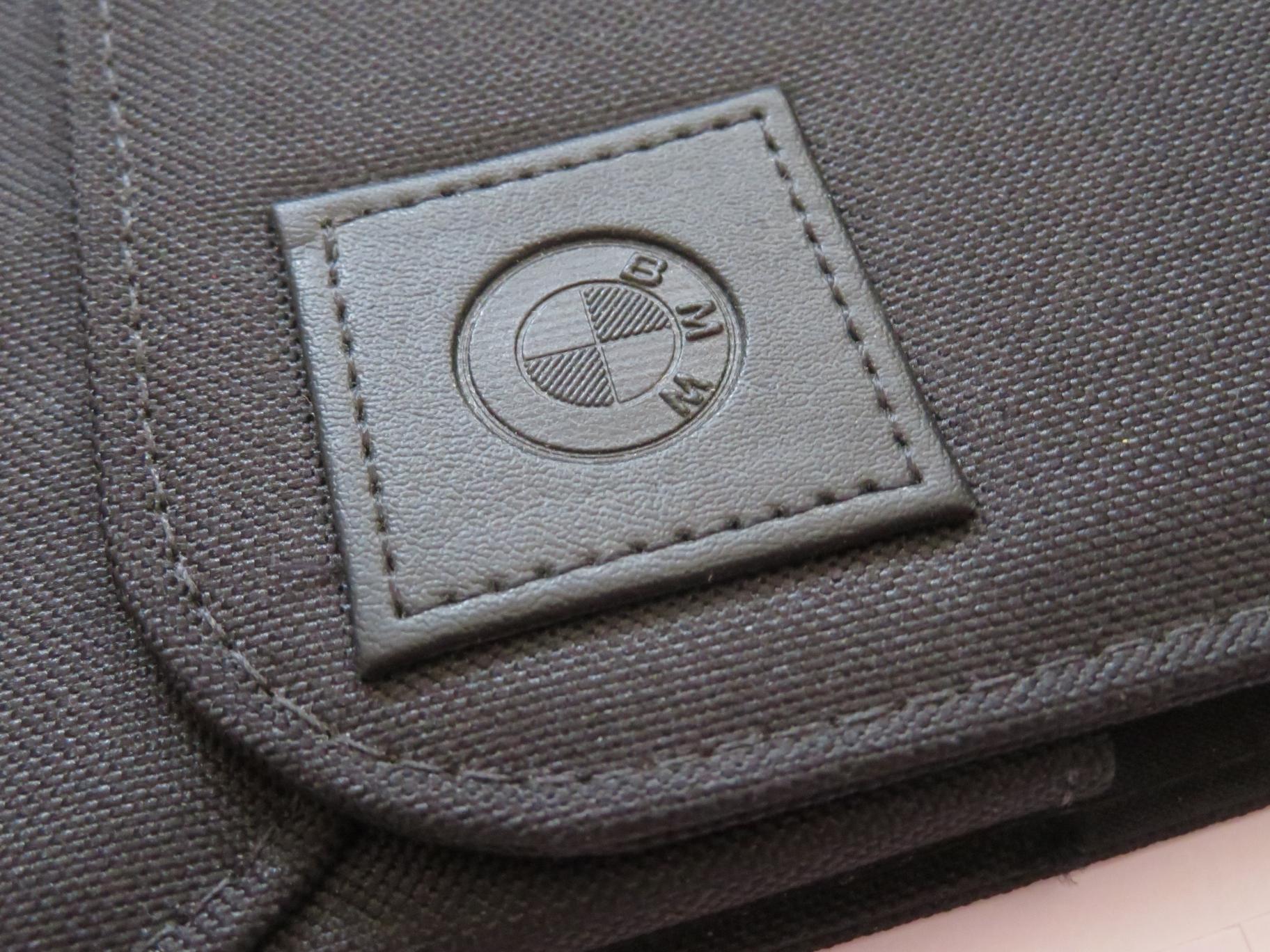 pochette-originale-bmw-manuel-notice-aspect-textile-noir-16x22