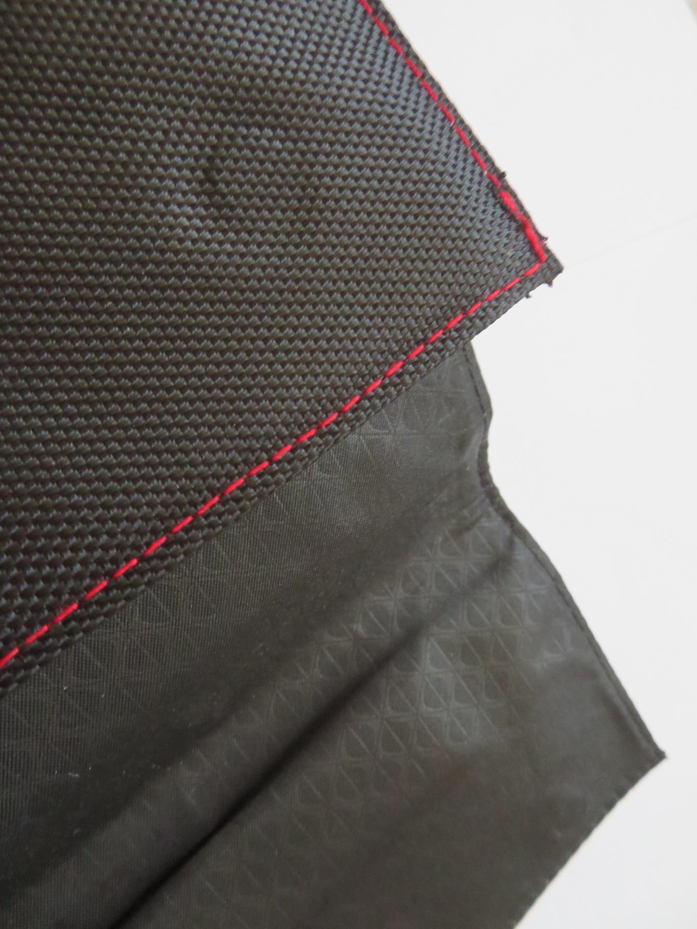 pochette-ds-automobiles-originale-carnet-notice-aspect-cuir-textile-noir