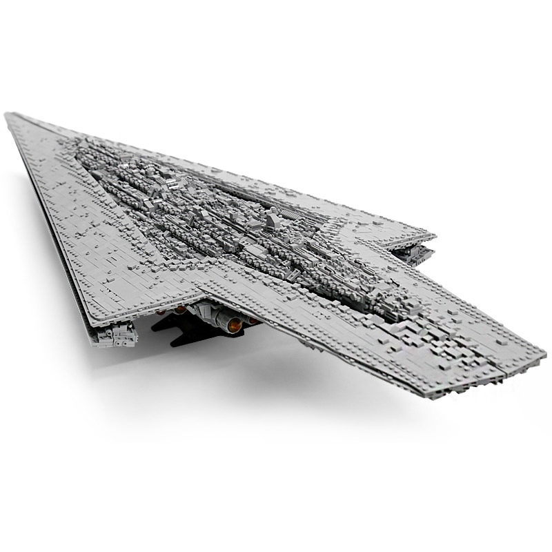 MAQUETTE VAISSEAU SPATIAL DREADNOUGHT EN BRIQUES TECHNIQUES MODÈLE 13134