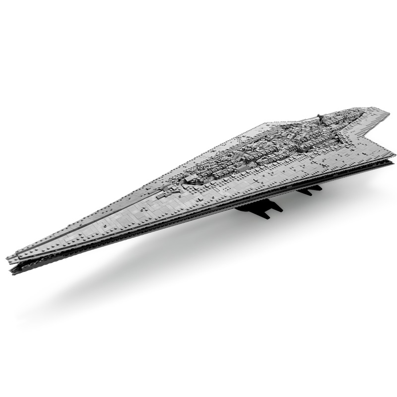 MAQUETTE VAISSEAU SPATIAL DREADNOUGHT EN BRIQUES TECHNIQUES MODÈLE 13134