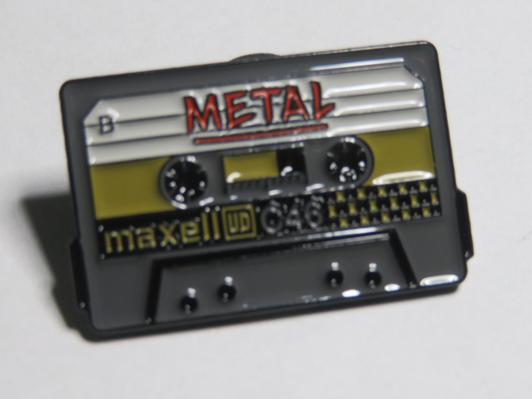 PINS CASSETTE AUDIO K7 METAL – RETRO VINTAGE MUSIC TAPE – PIN BADGE COLLECTION