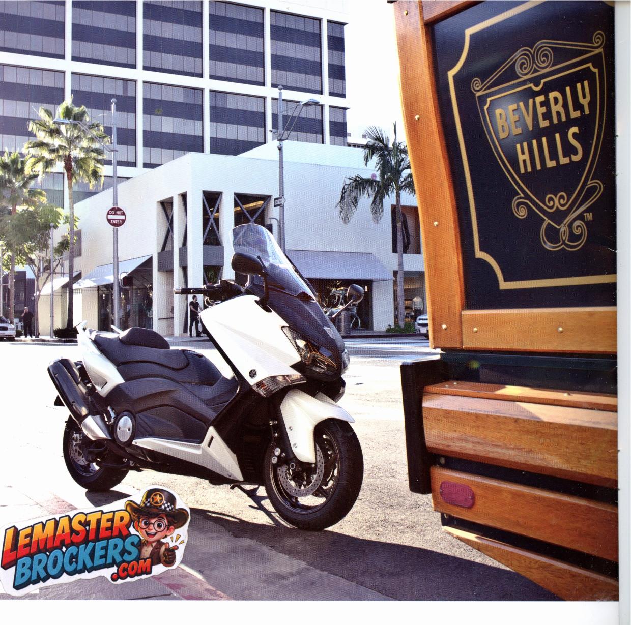 brochure-yamaha-tmax-530-2012-16-pages