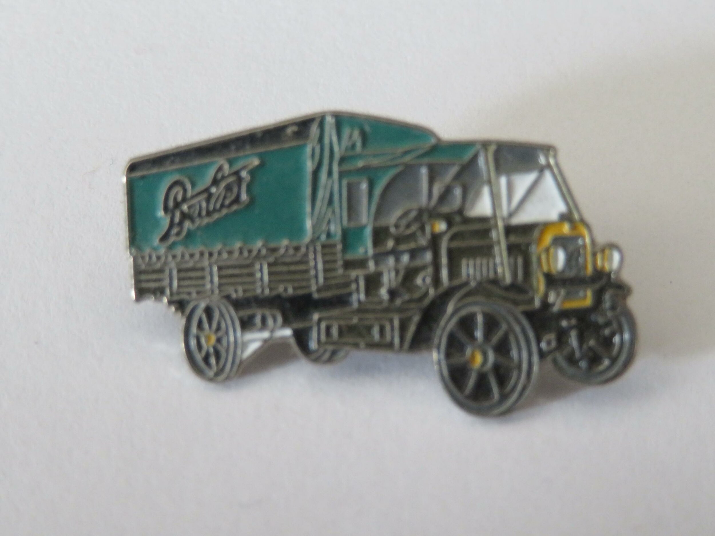 pins-berliet-cba-editions-atlas-camion-ancien