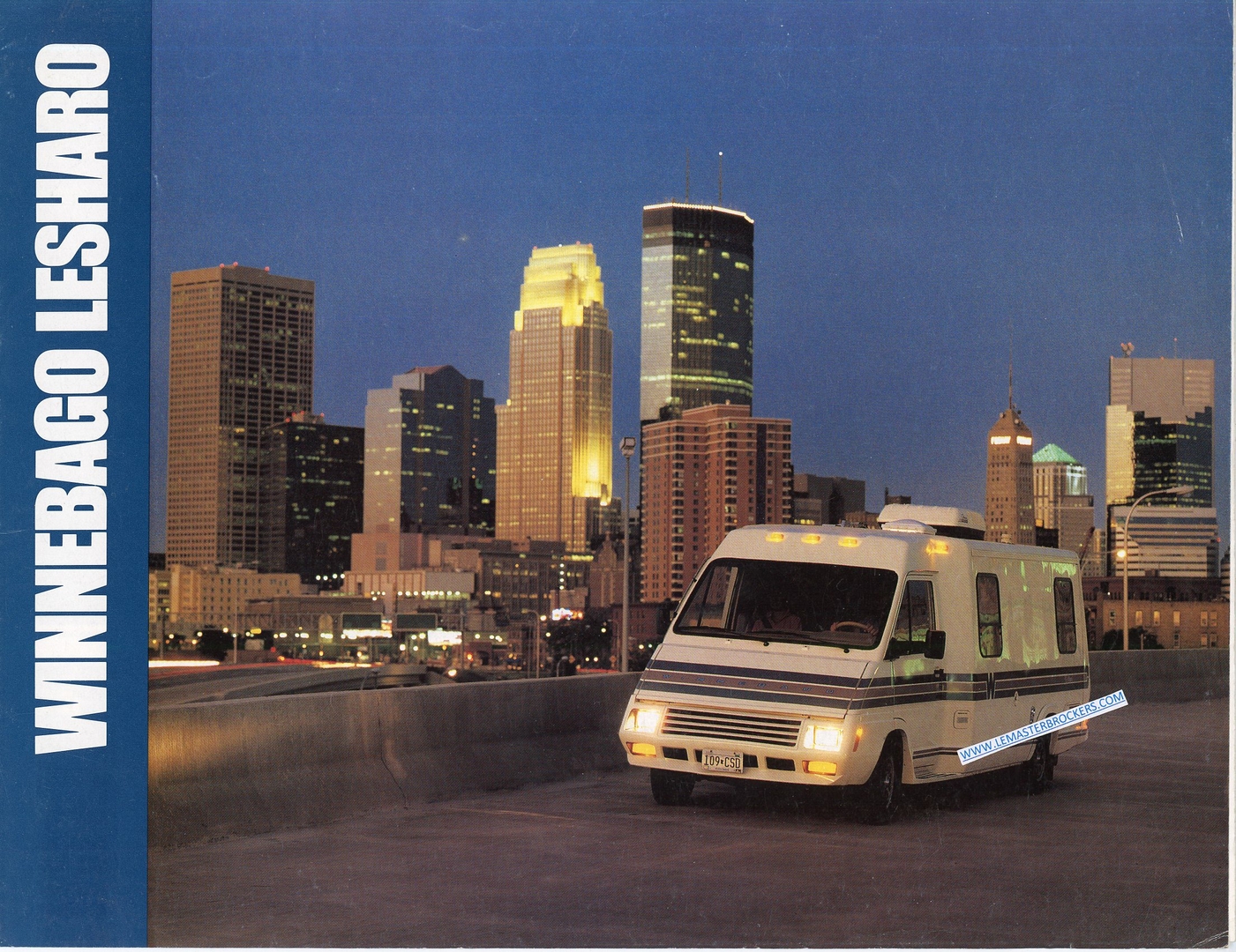 BROCHURE MOTORHOME WINNEBAGO LESHARO PUB CAMPINGCAR