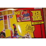 DC-COMICS-TEEN-TITANS-LAUNCH-TOWER-LEMASTERBROCKERS-04557123611